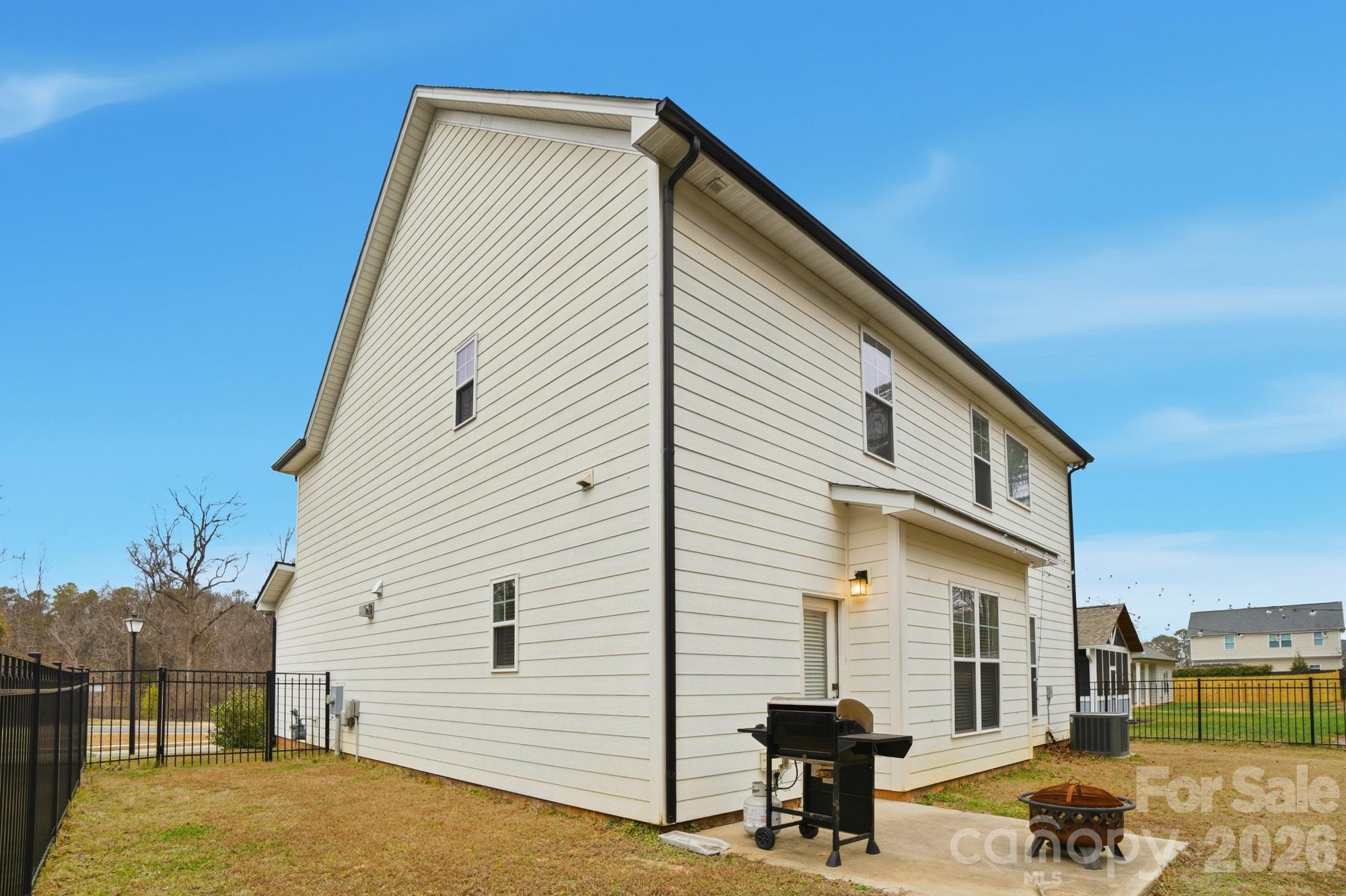 Poplar Cove - Residential