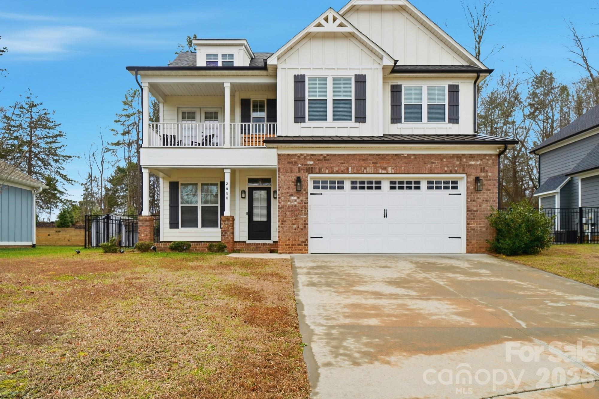 Welcome to this charming and spacious home ! (Like new move-in-ready home ) Perfectly designed for comfortable living and natural light, 4 Bedrooms and 2 1/2 bathrooms . this unique layout features with the spacious kitchen offers a large center island , Marble Countertop , walk-in pantry and Gas range 
Don't Miss your Chance to see this house !