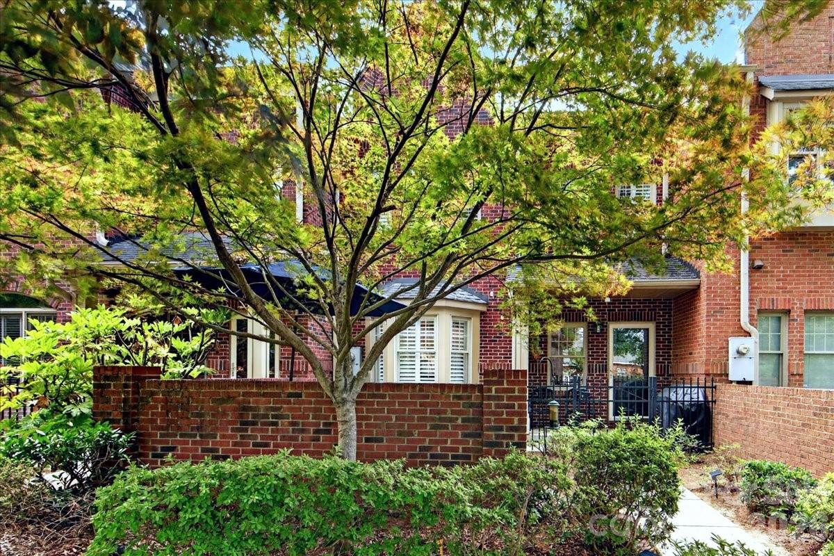 Madison Park - Residential