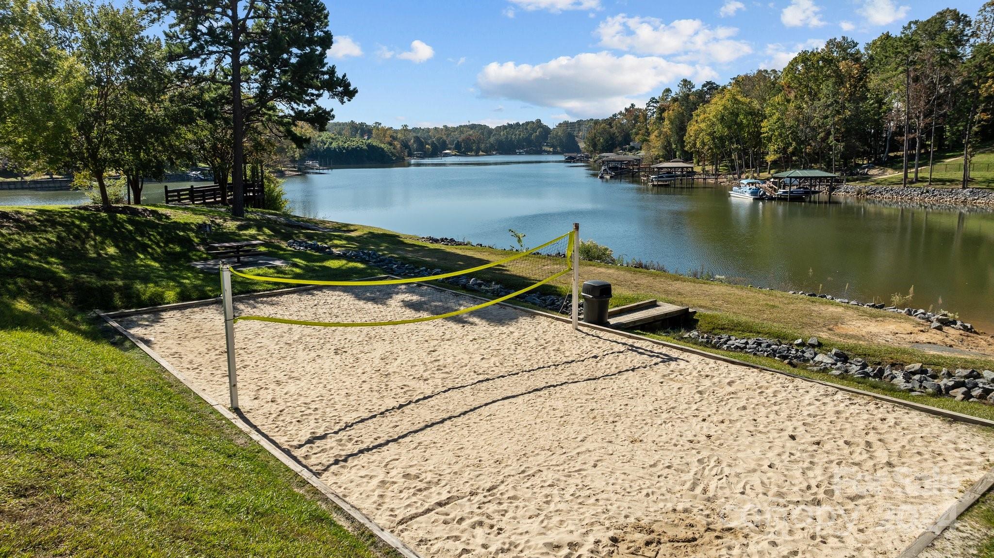 Lake Shore - Residential