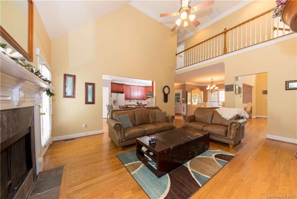 The Lakes At Derby Downs - Residential