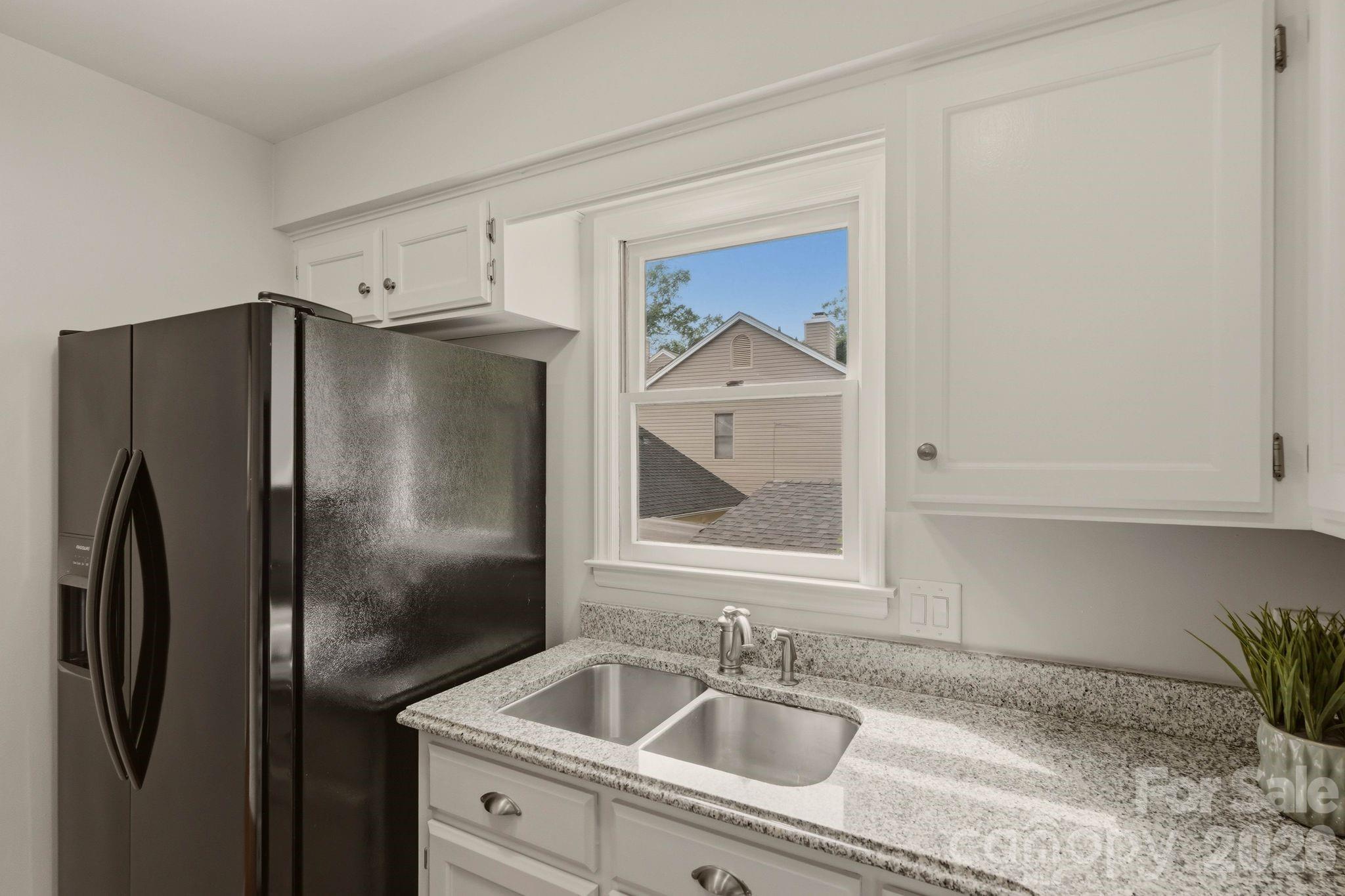 Lexington Ave Condos - Residential
