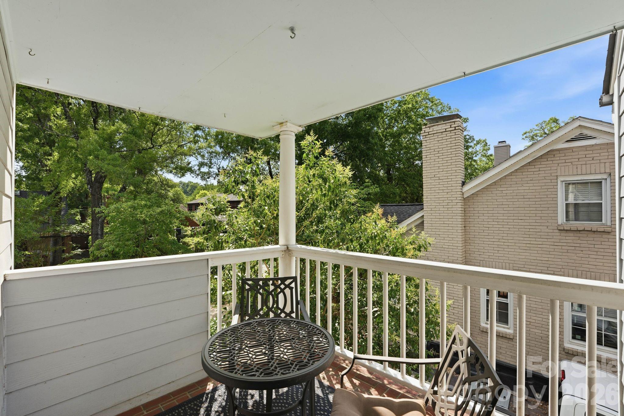 Lexington Ave Condos - Residential