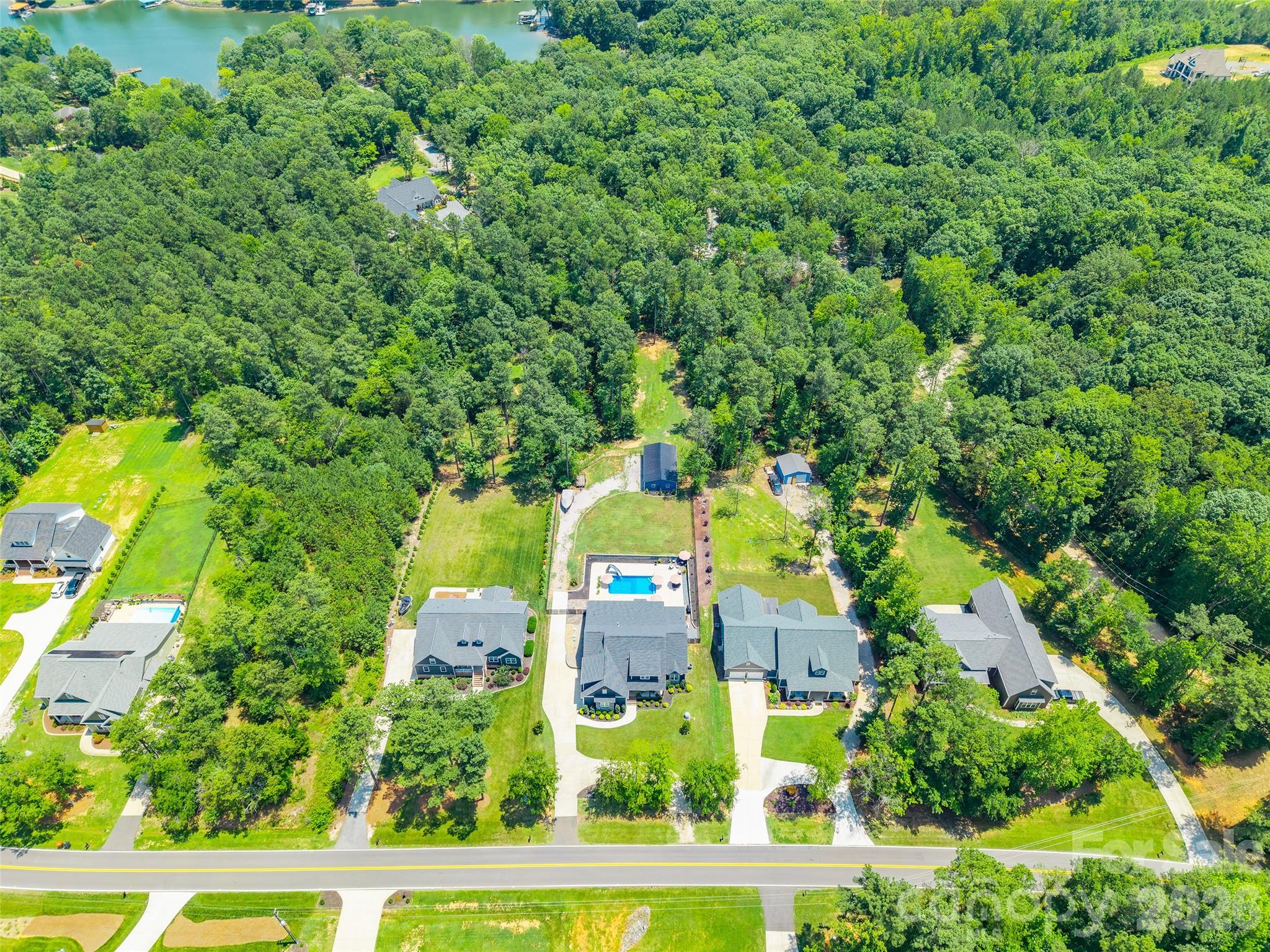 Foster Cove - Residential