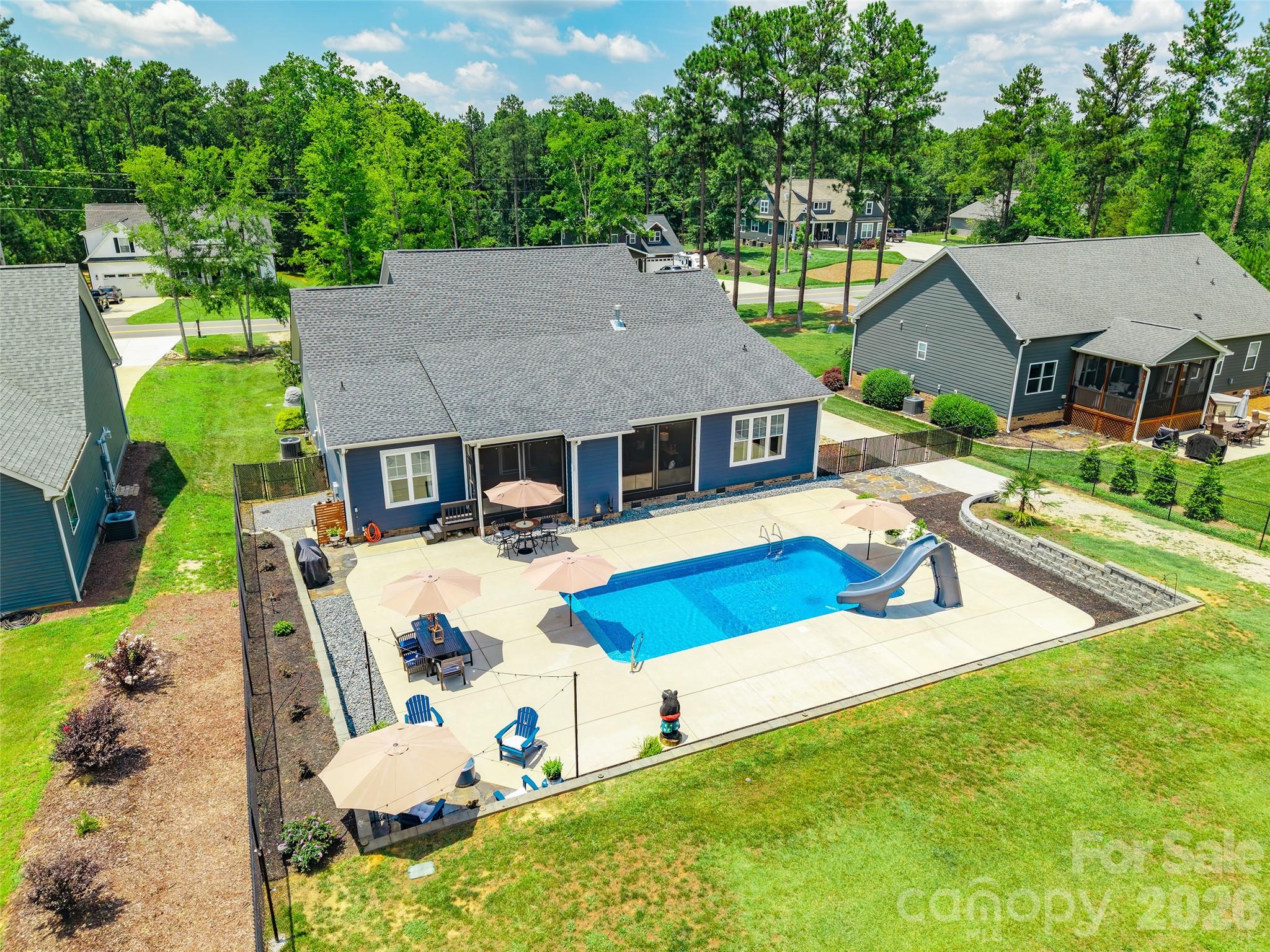 Foster Cove - Residential