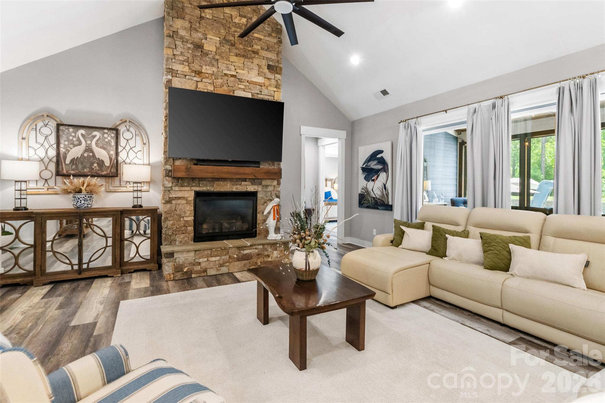 Foster Cove - Residential