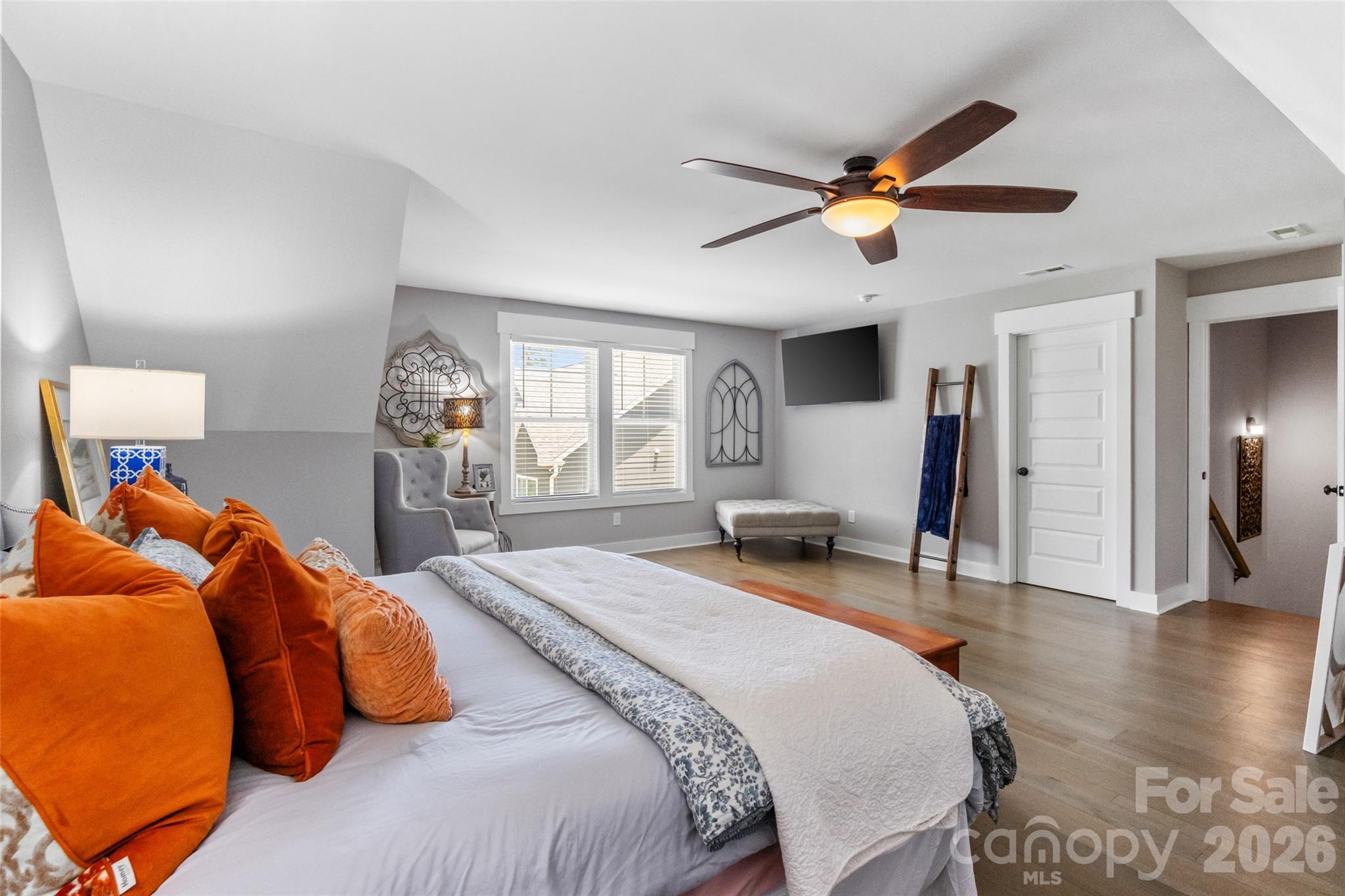 Foster Cove - Residential