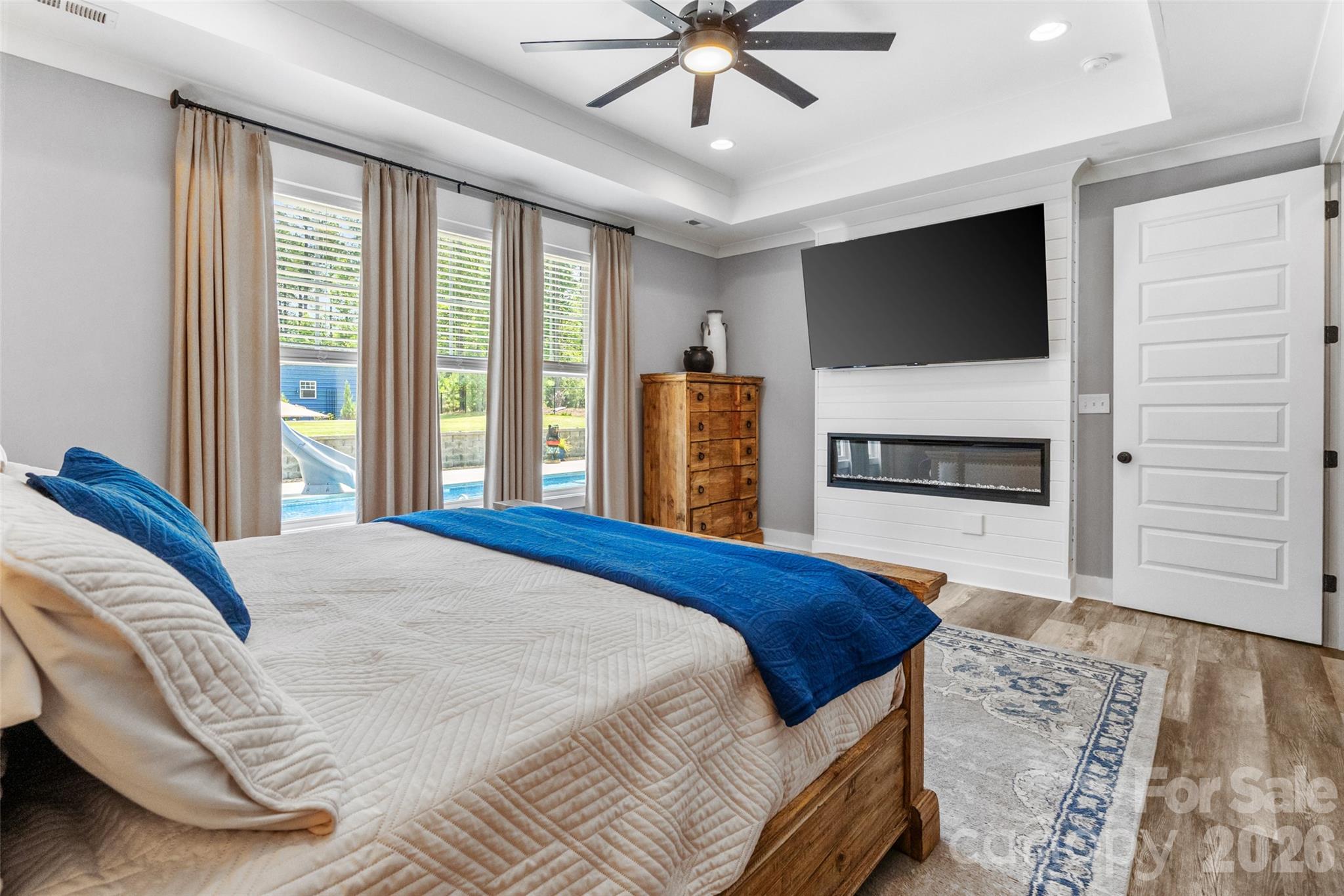Foster Cove - Residential