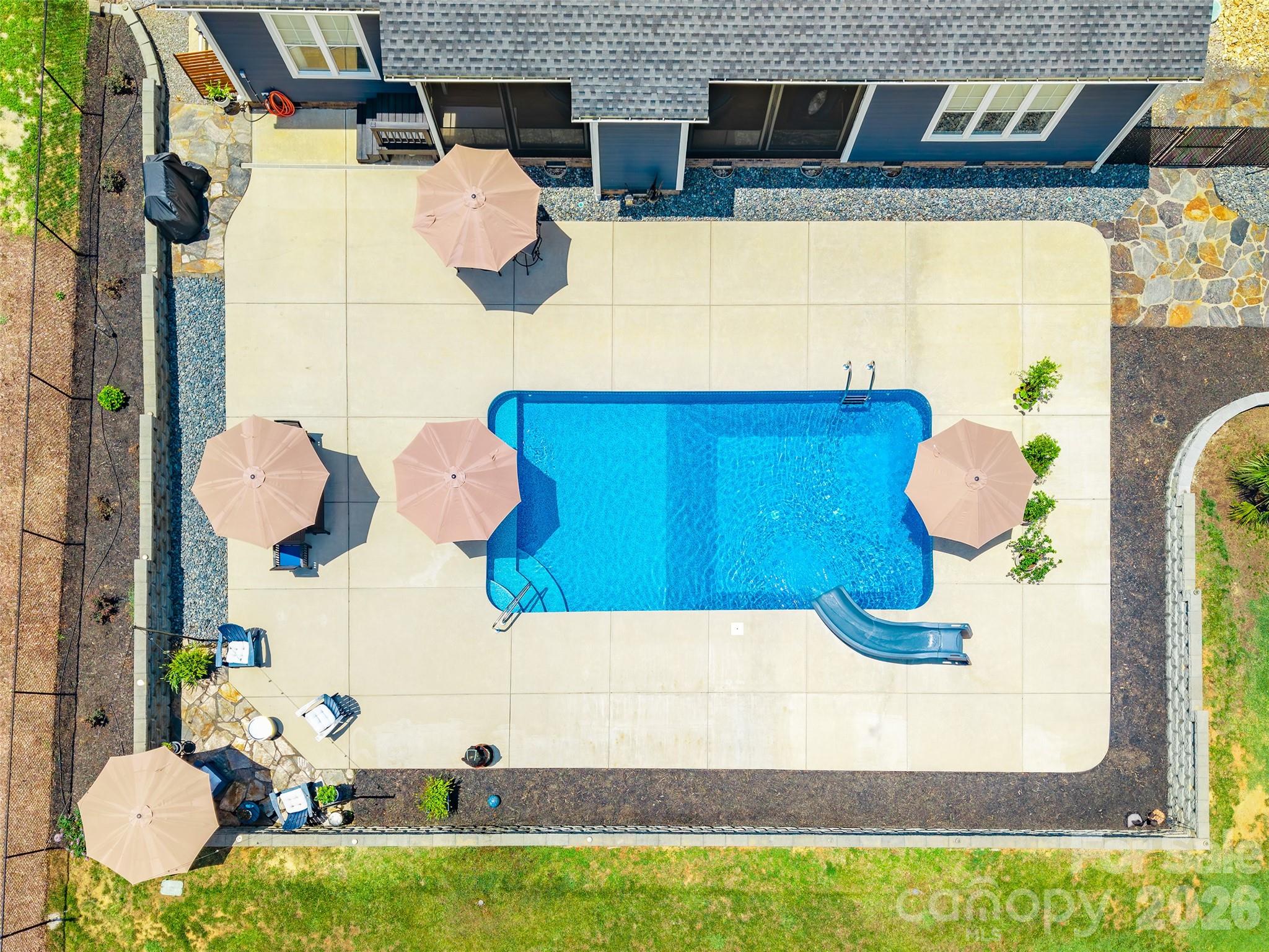 Foster Cove - Residential