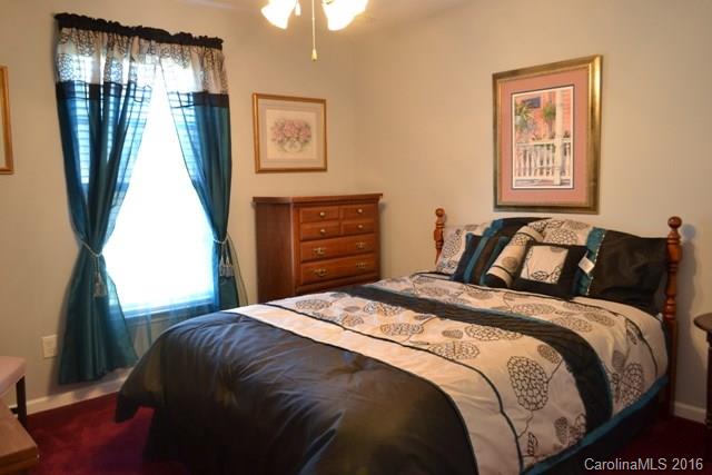 Hallmark Glen - Residential