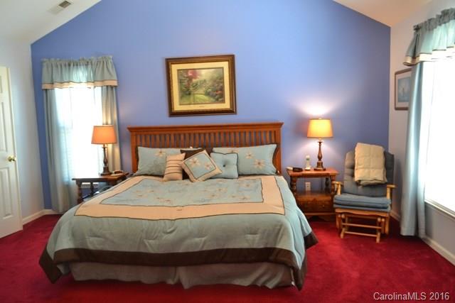 Hallmark Glen - Residential