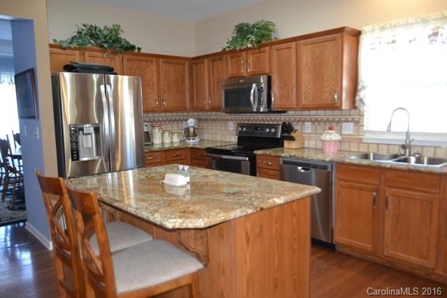 Hallmark Glen - Residential