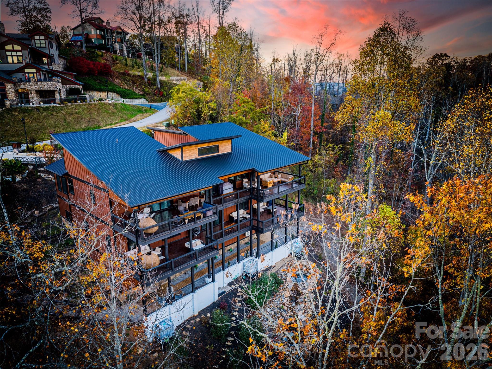 Crest Mountain - Residential