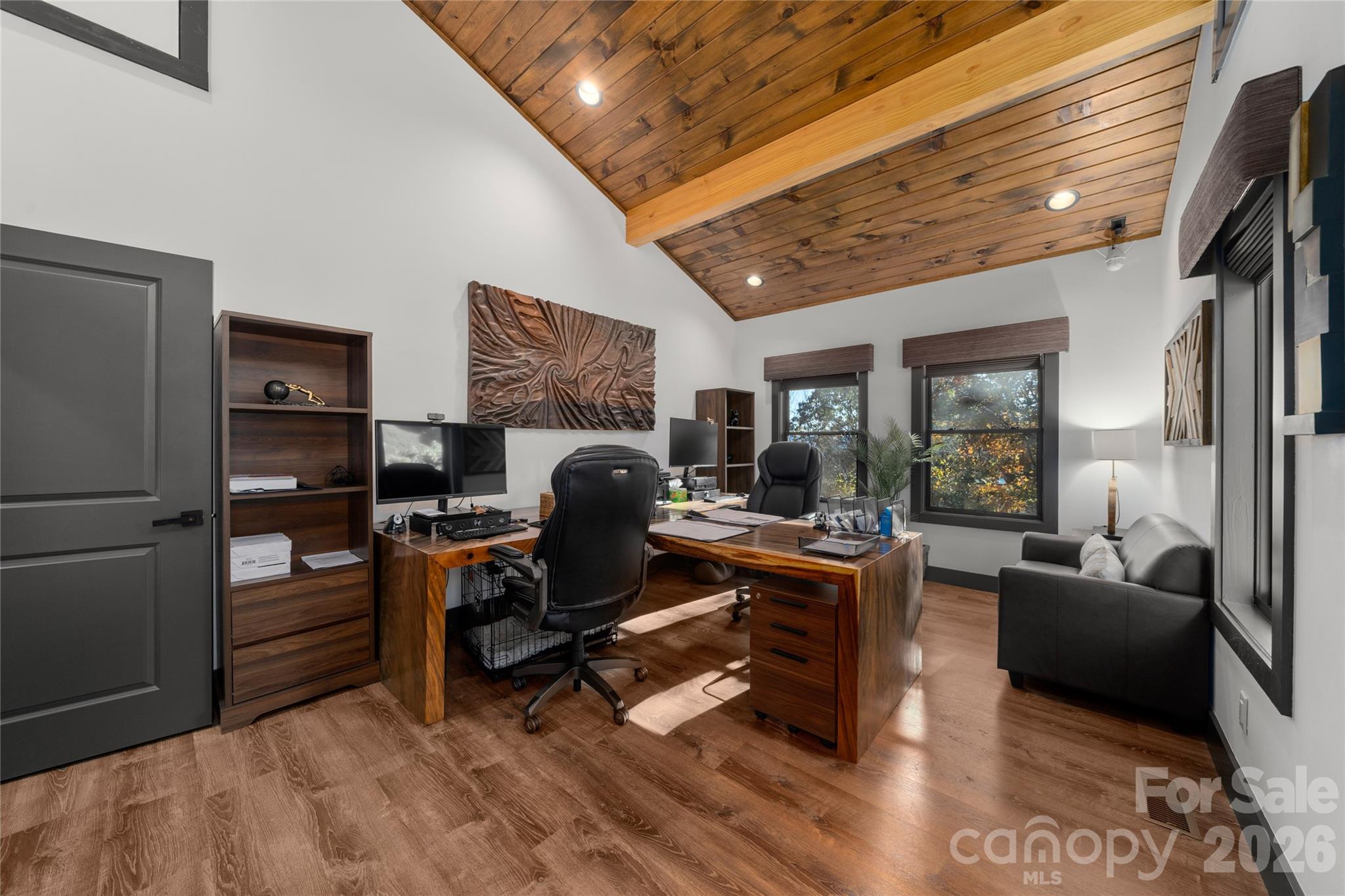 Crest Mountain - Residential