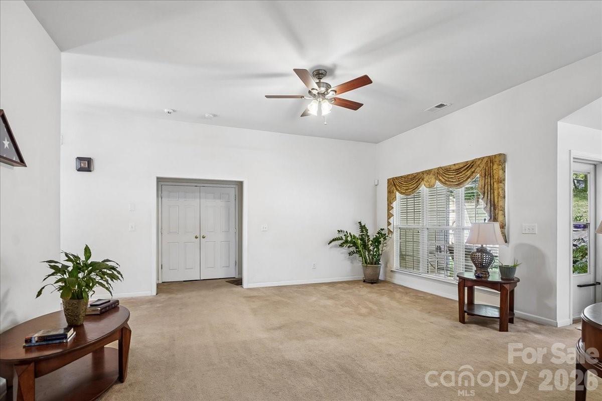 Fairfax Woods - Residential