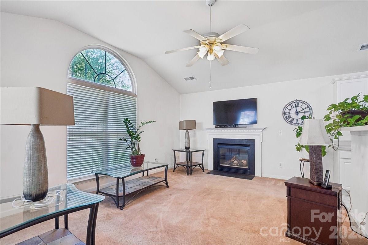 Fairfax Woods - Residential