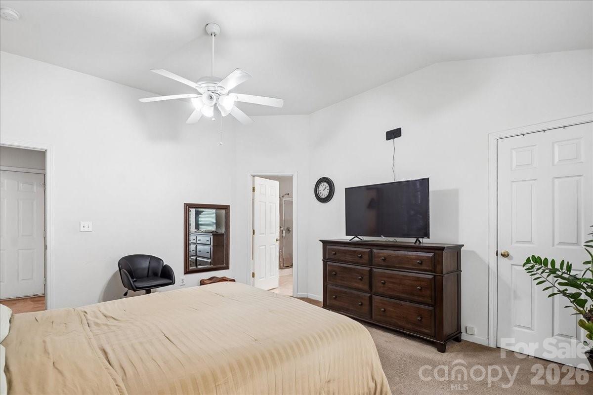 Fairfax Woods - Residential