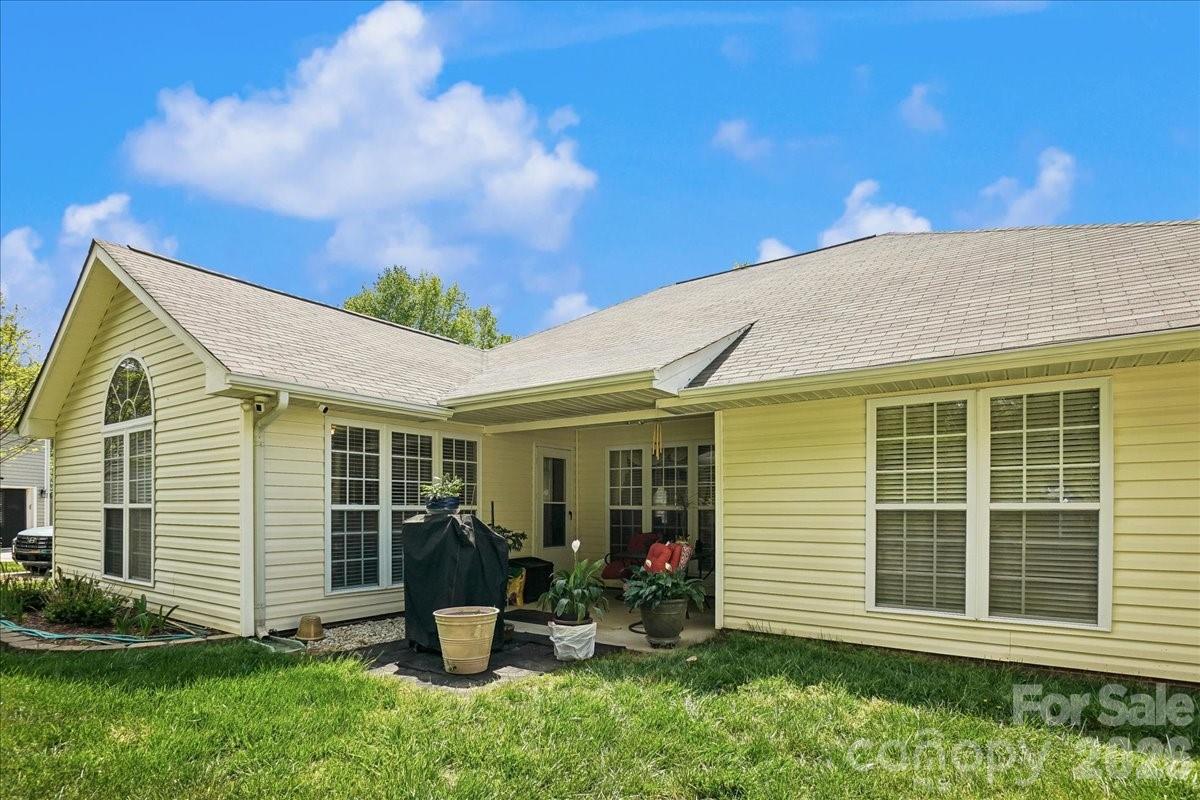 Fairfax Woods - Residential
