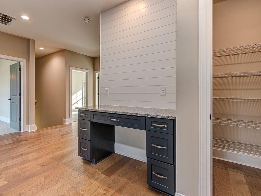 The Retreat At Sunset Ridge - Residential