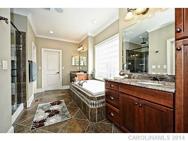 Lake Shore - Residential