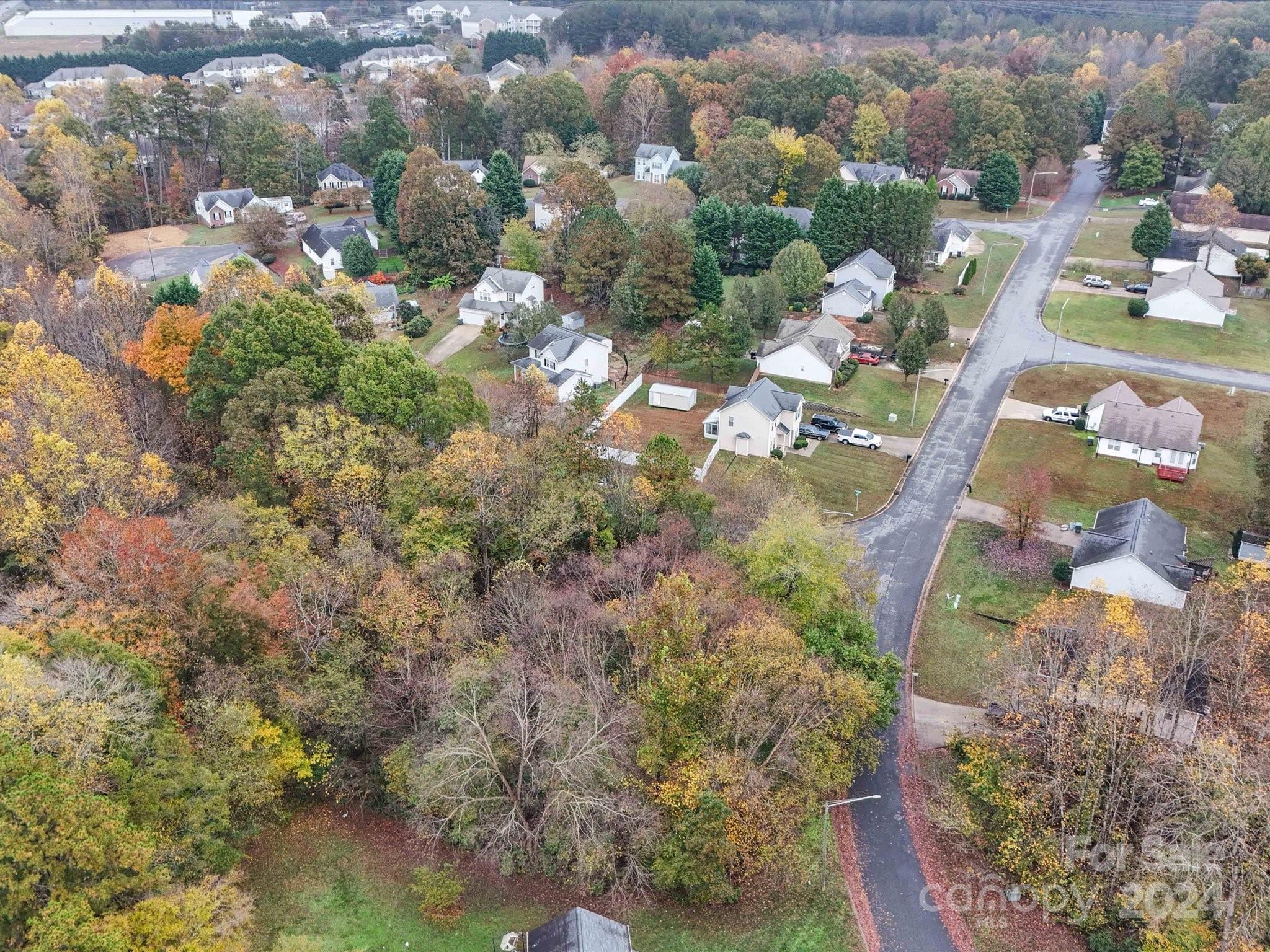 Hawks Ridge - Land