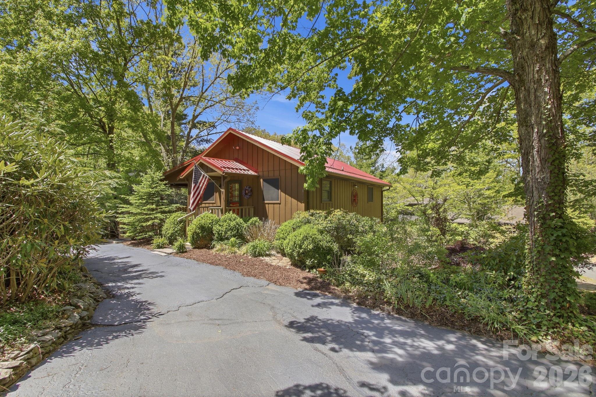 Linville Land Harbor - Residential