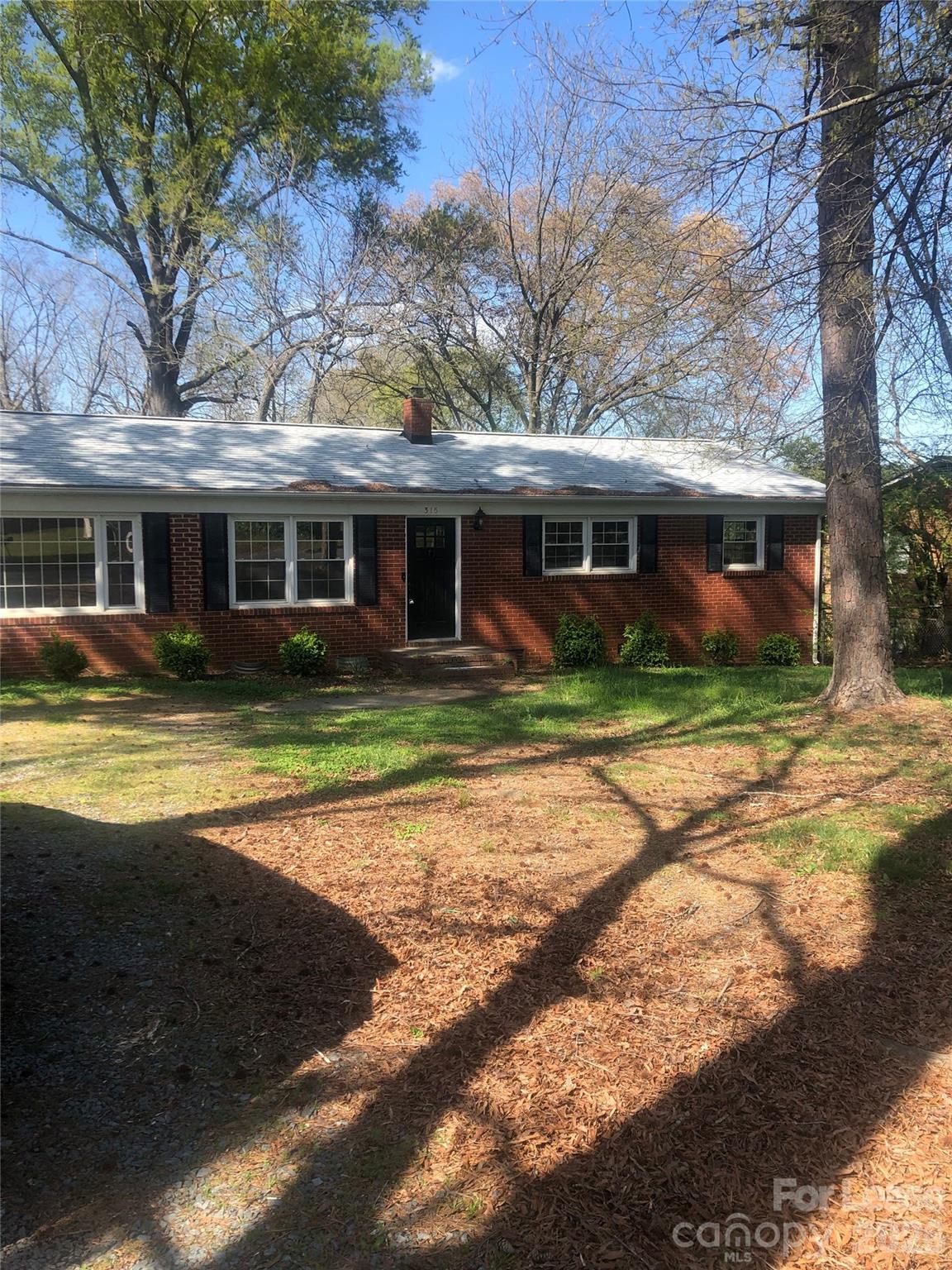 Hillcrest - Residential Lease
