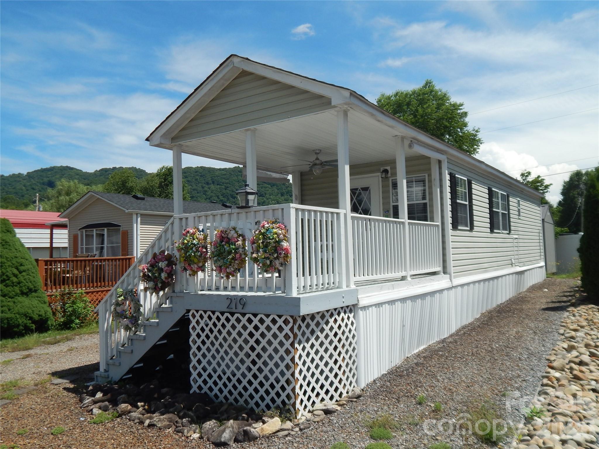 Dogwood Lakes - Residential