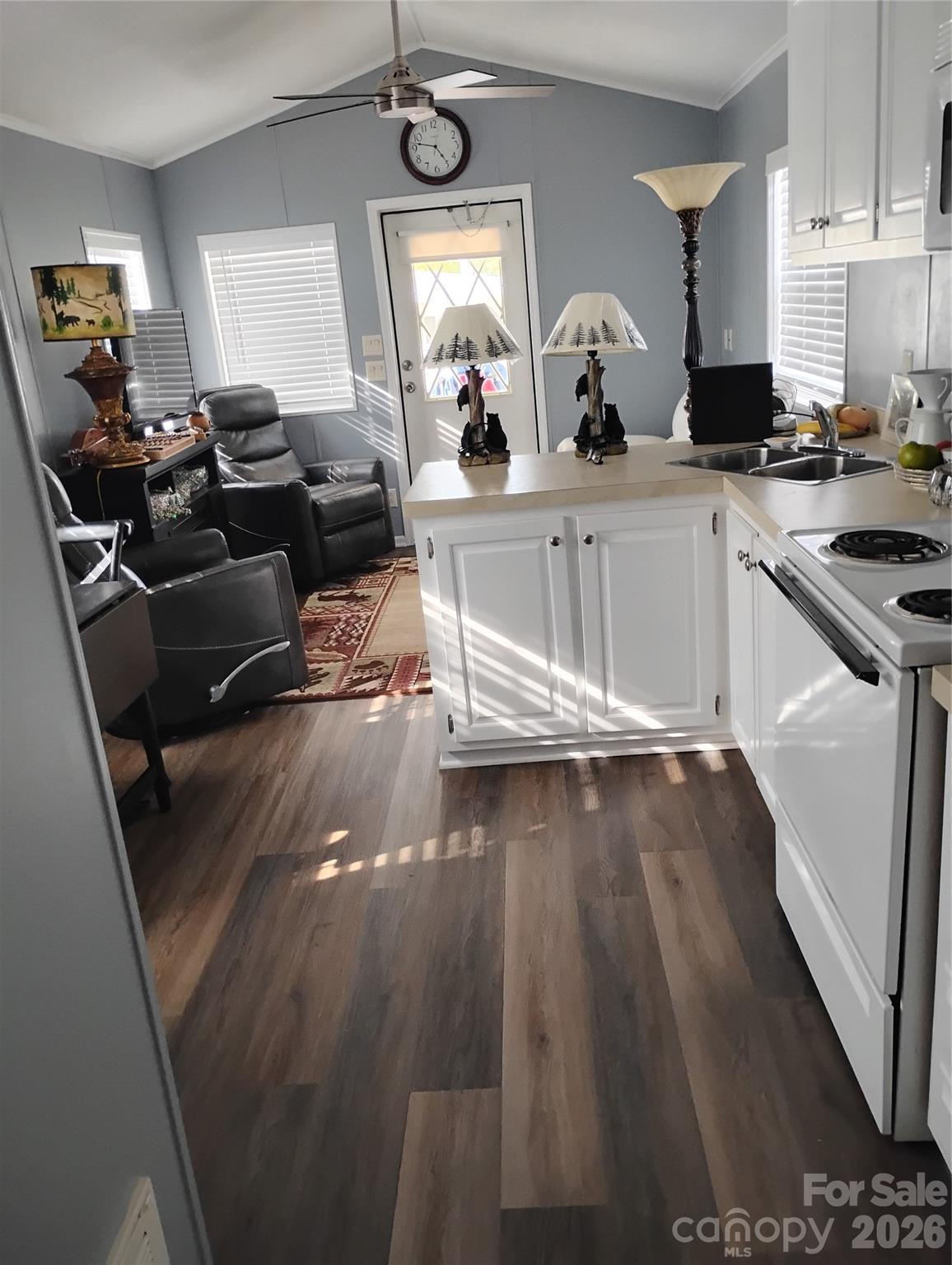 Dogwood Lakes - Residential