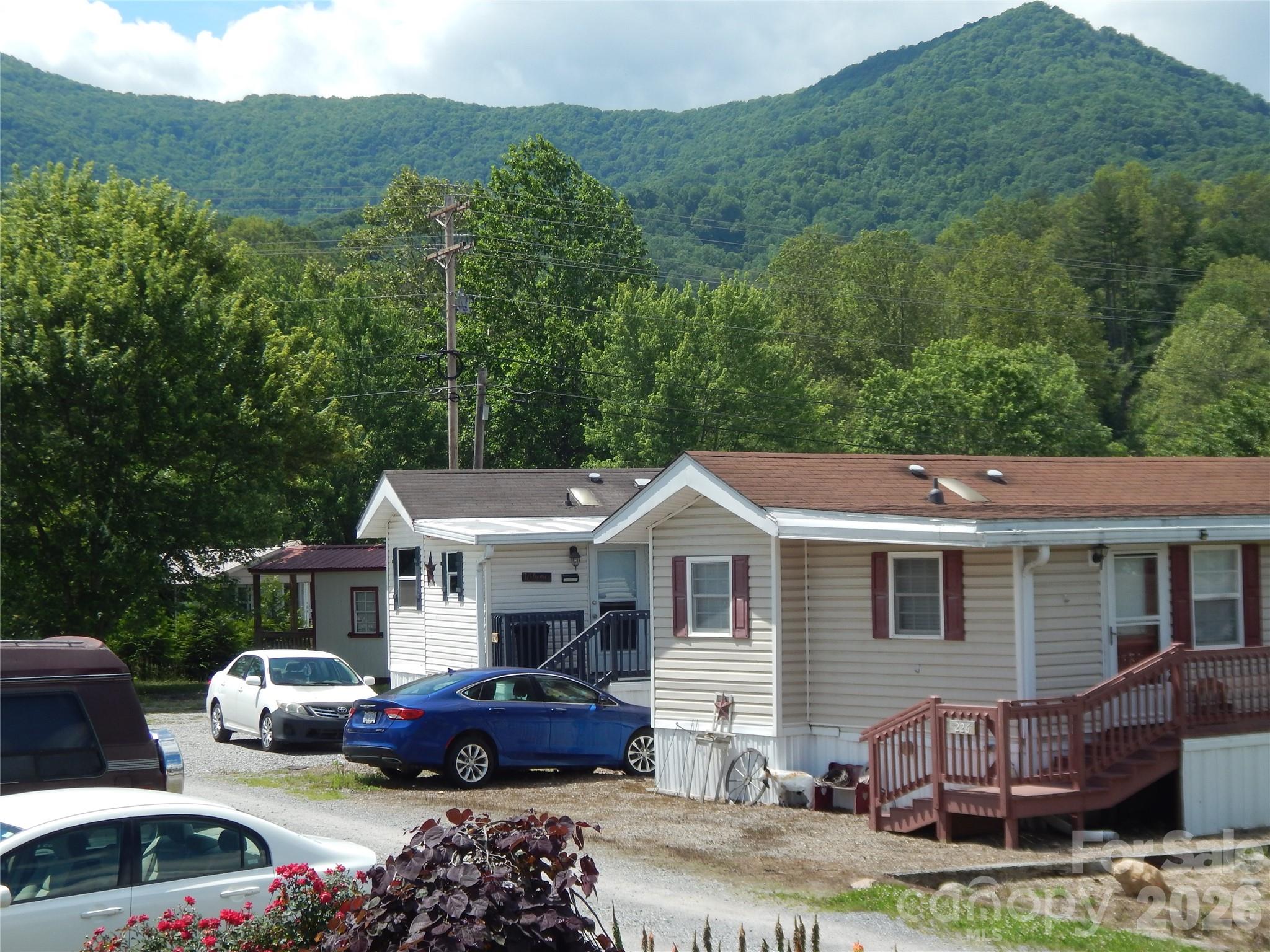 Dogwood Lakes - Residential