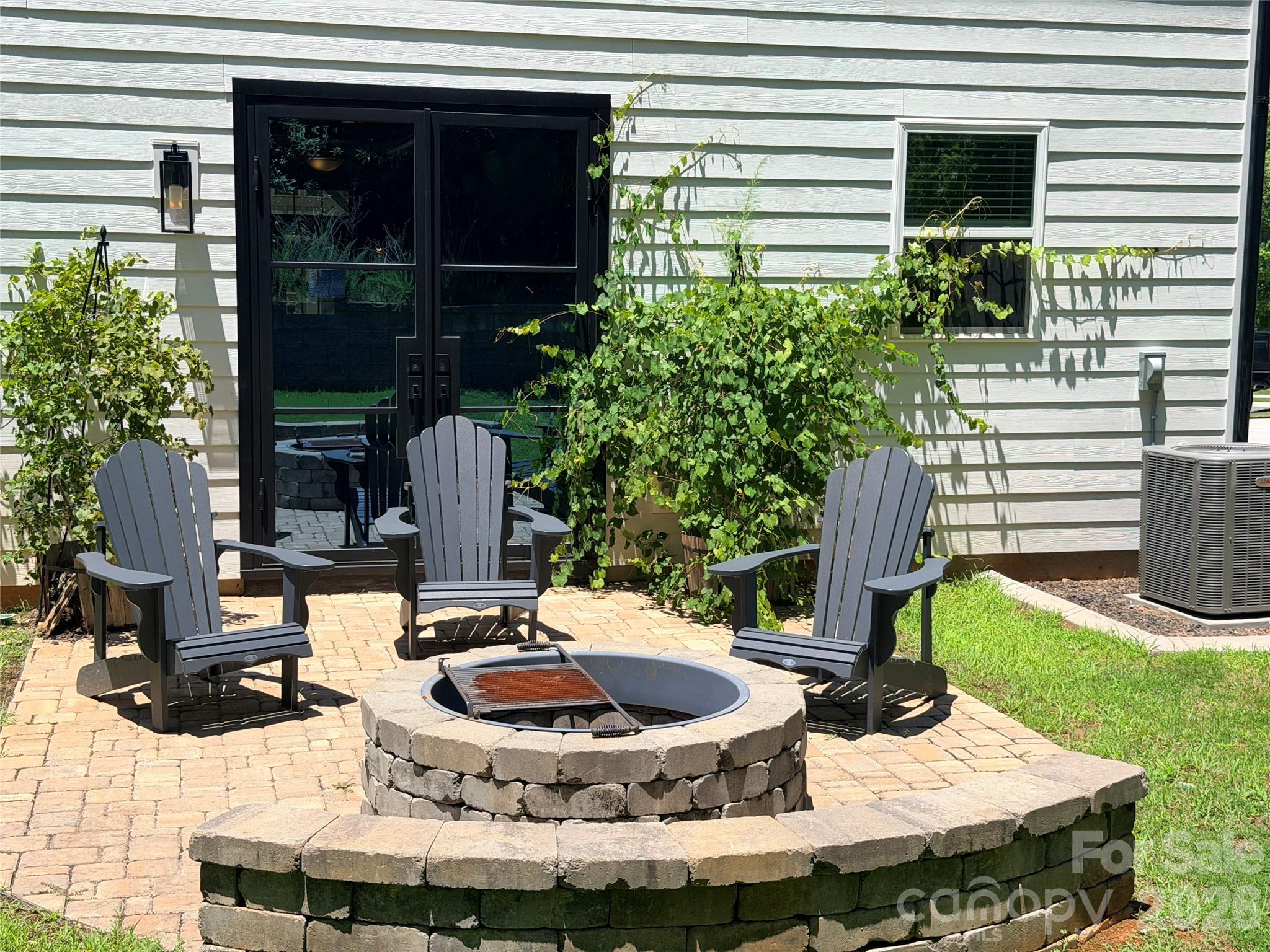 Lake Crest - Residential
