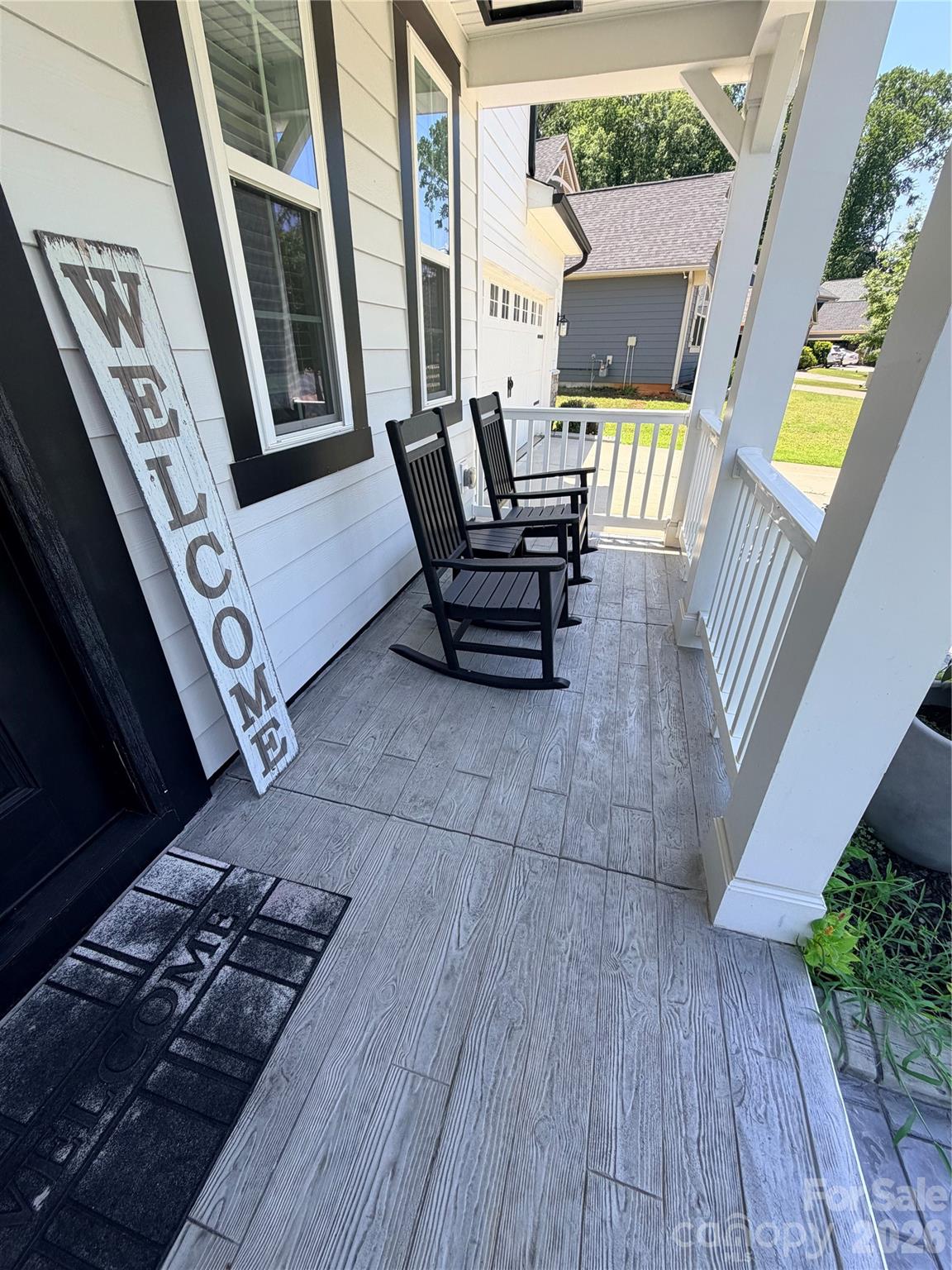 Lake Crest - Residential
