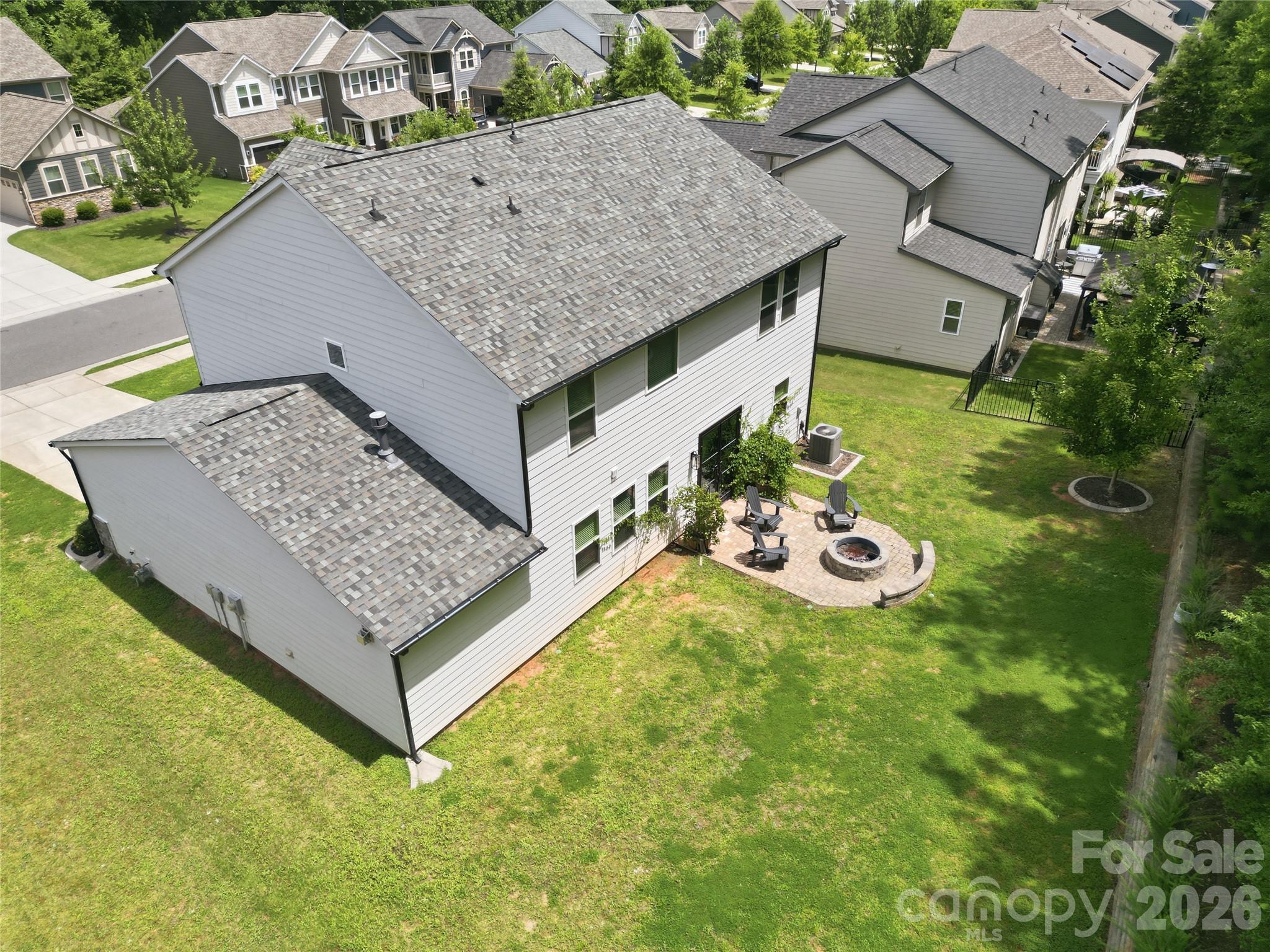 Lake Crest - Residential