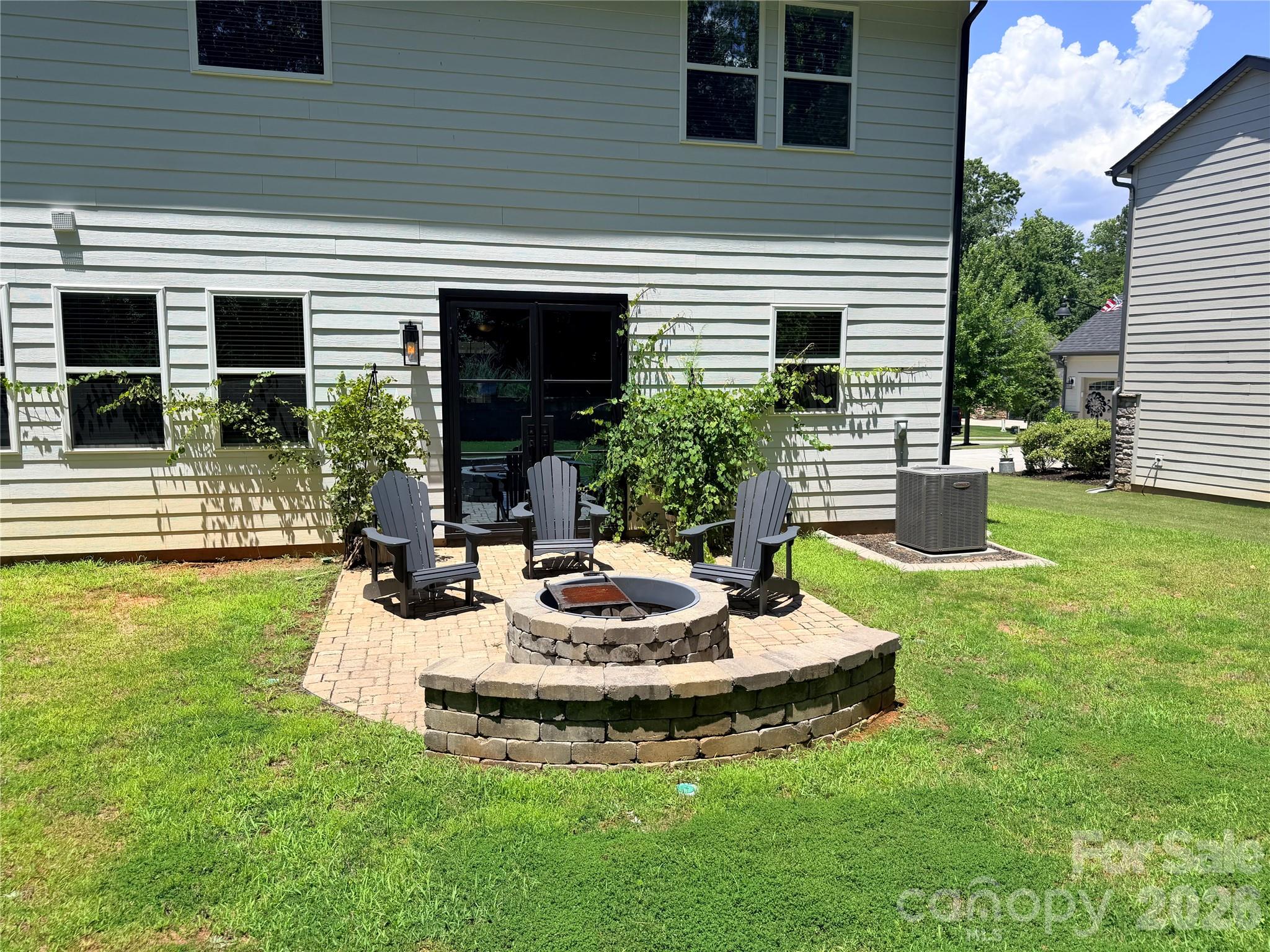 Lake Crest - Residential