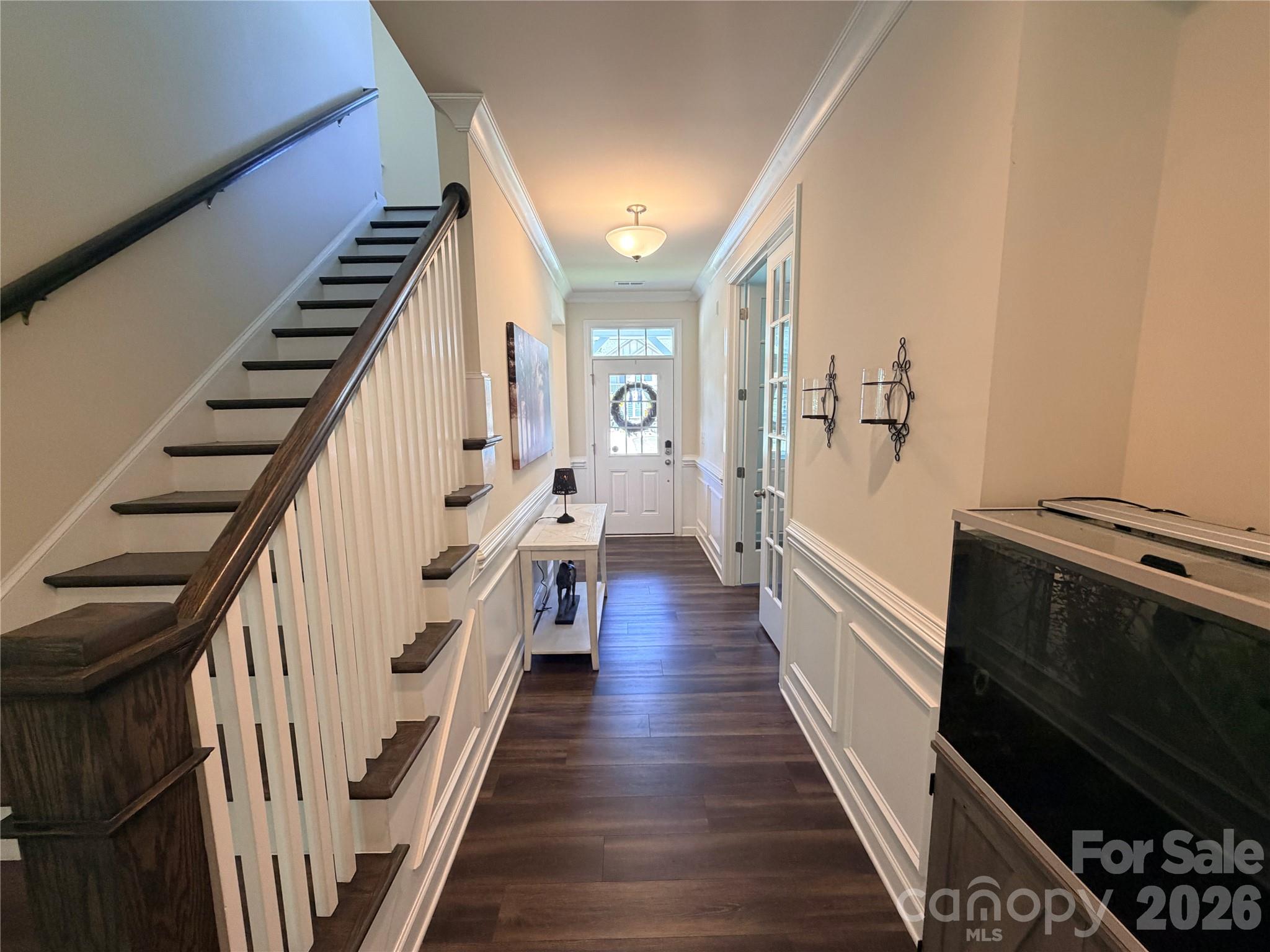 Lake Crest - Residential