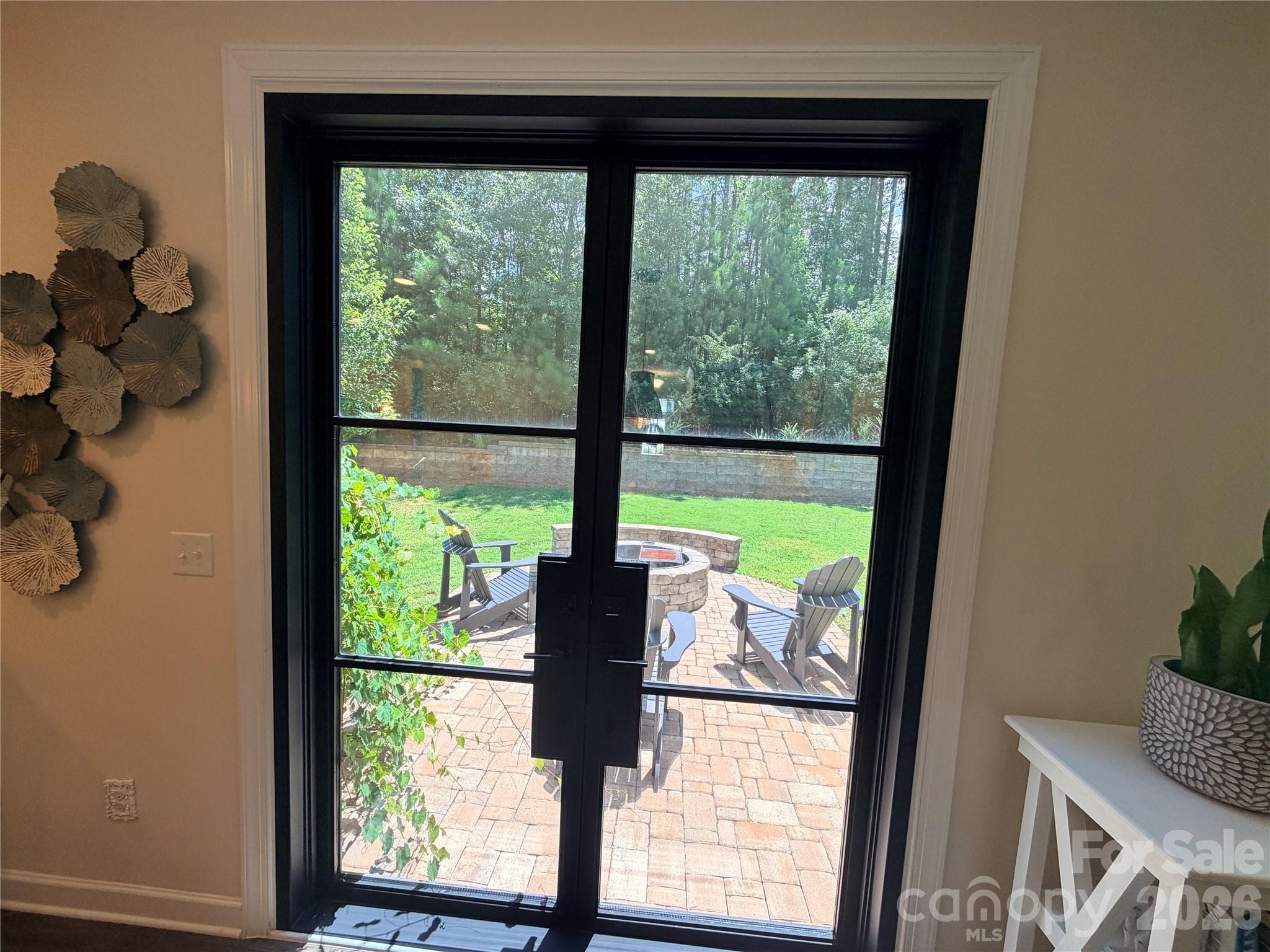 Lake Crest - Residential
