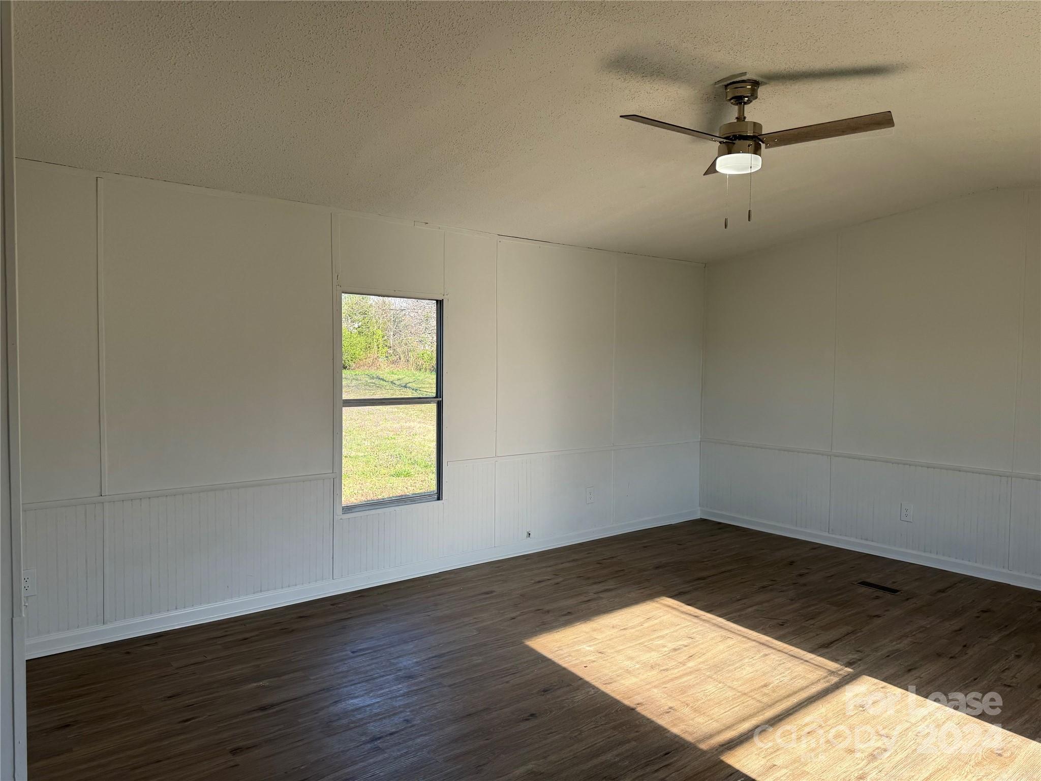 Woodland Acres - Residential Lease