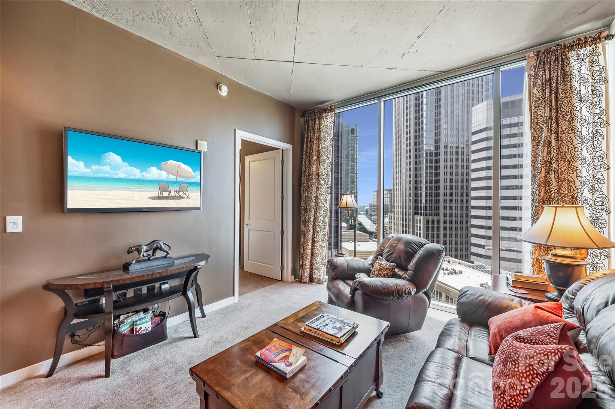 Avenue Condominiums - Residential