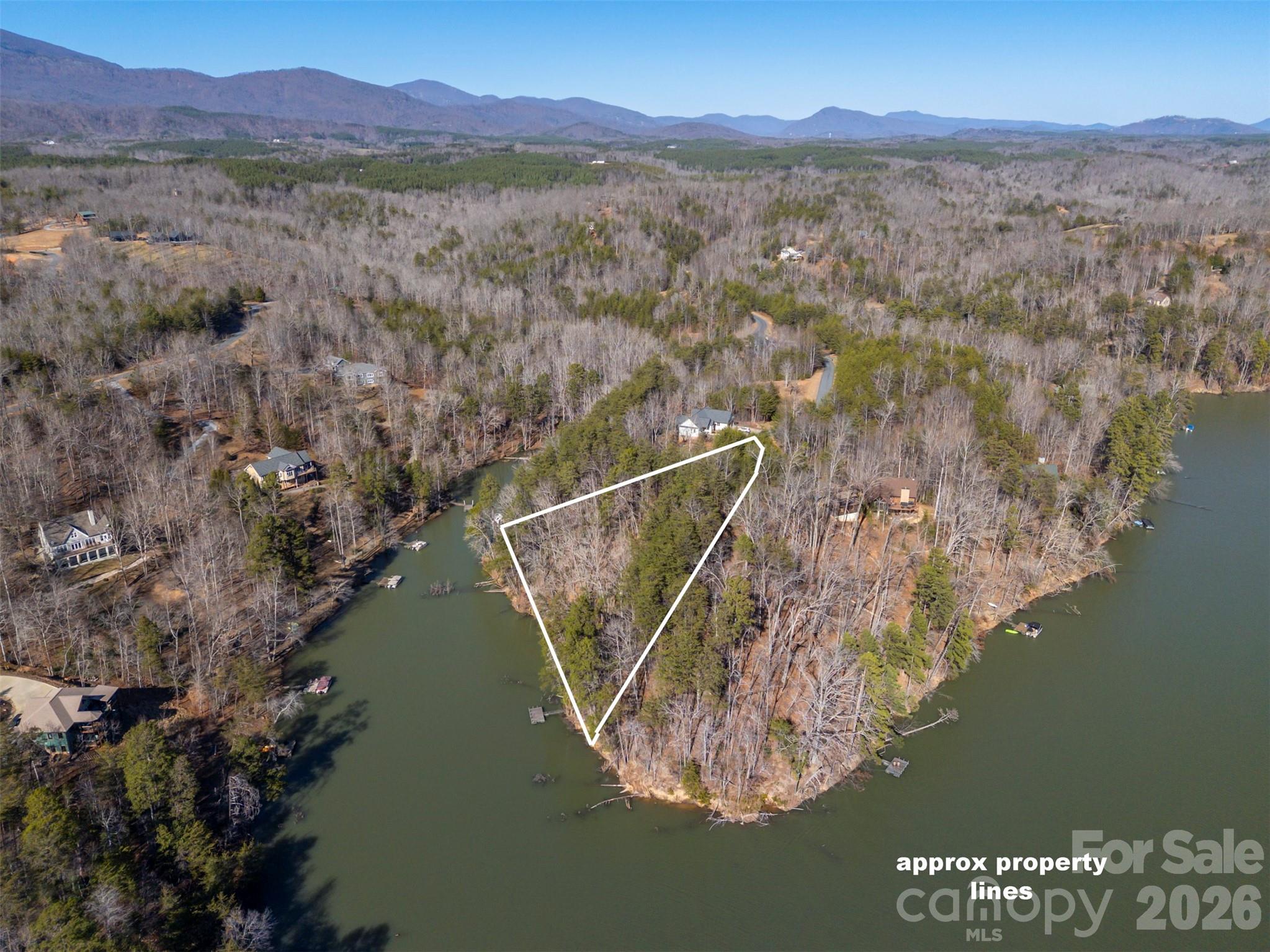 Lake Adger - Land