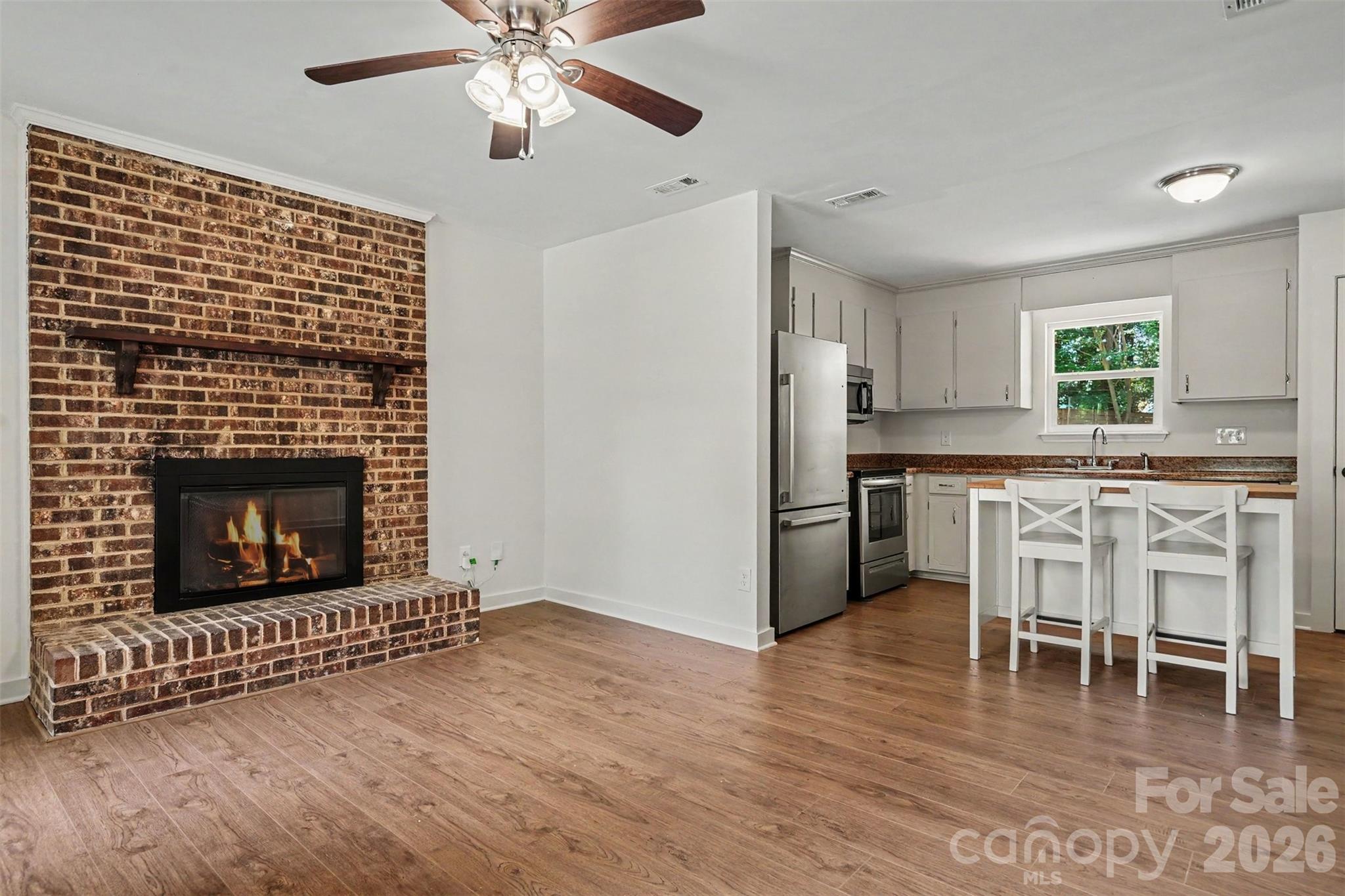 Alexander Place - Residential