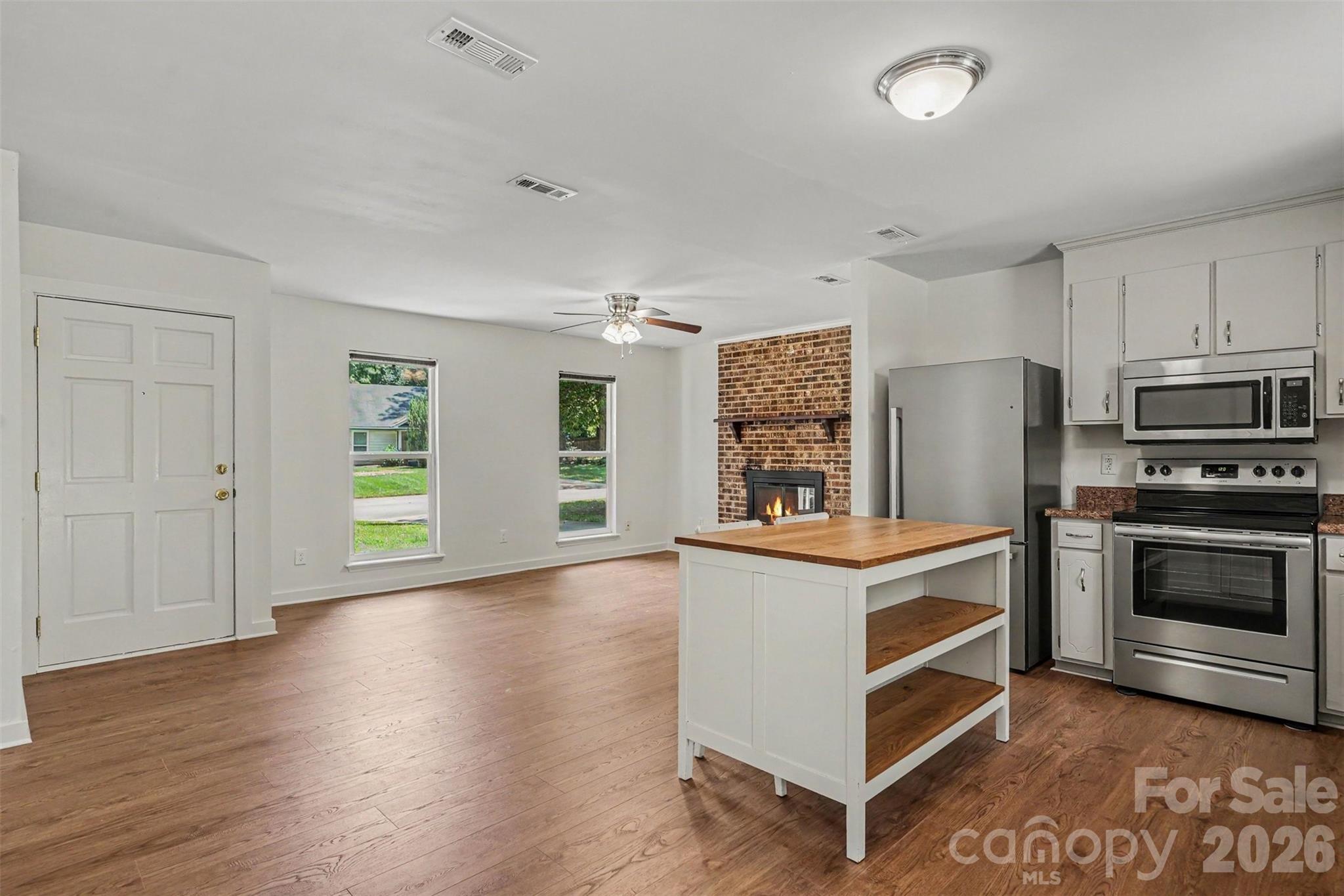 Alexander Place - Residential