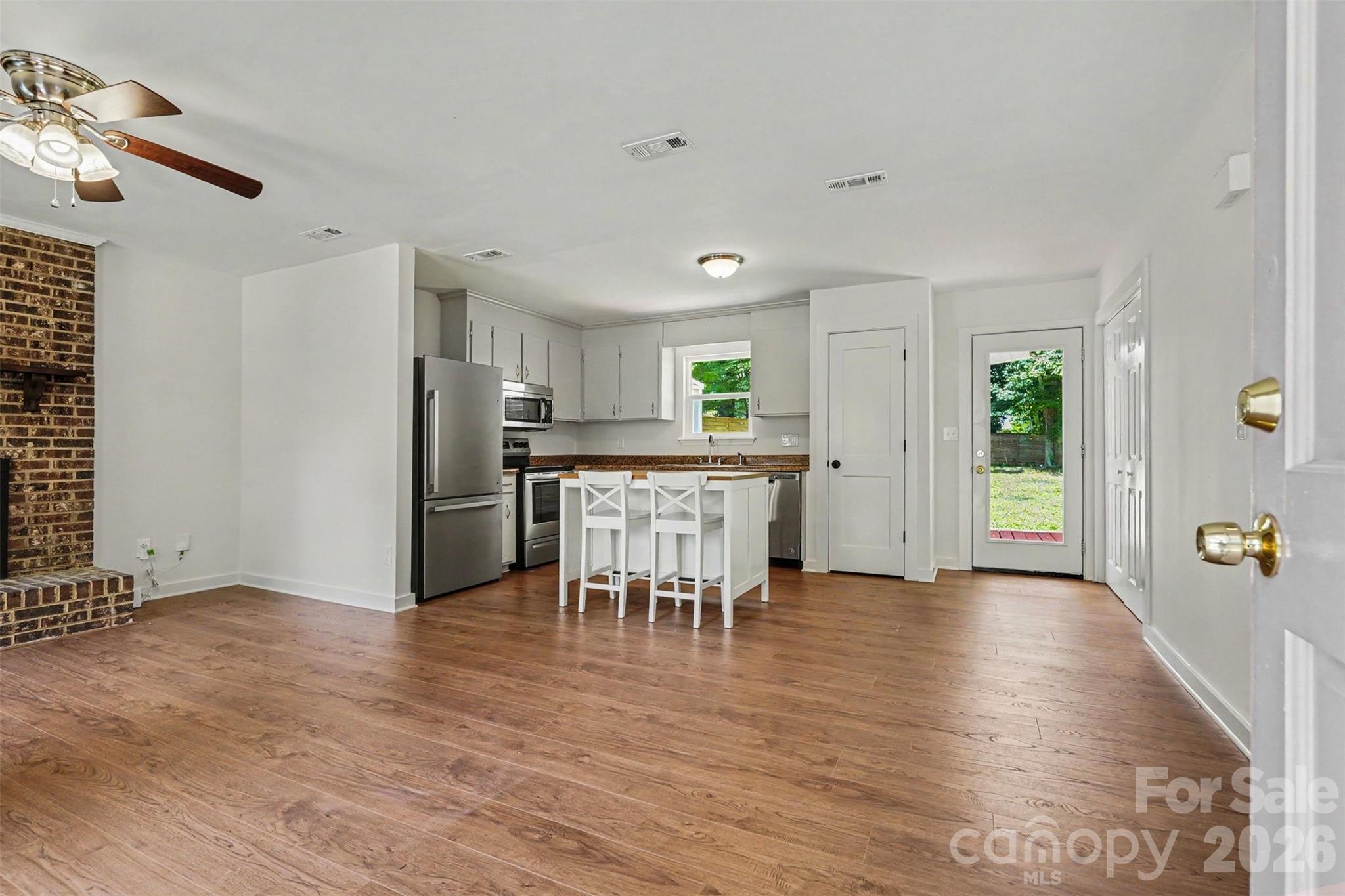 Alexander Place - Residential