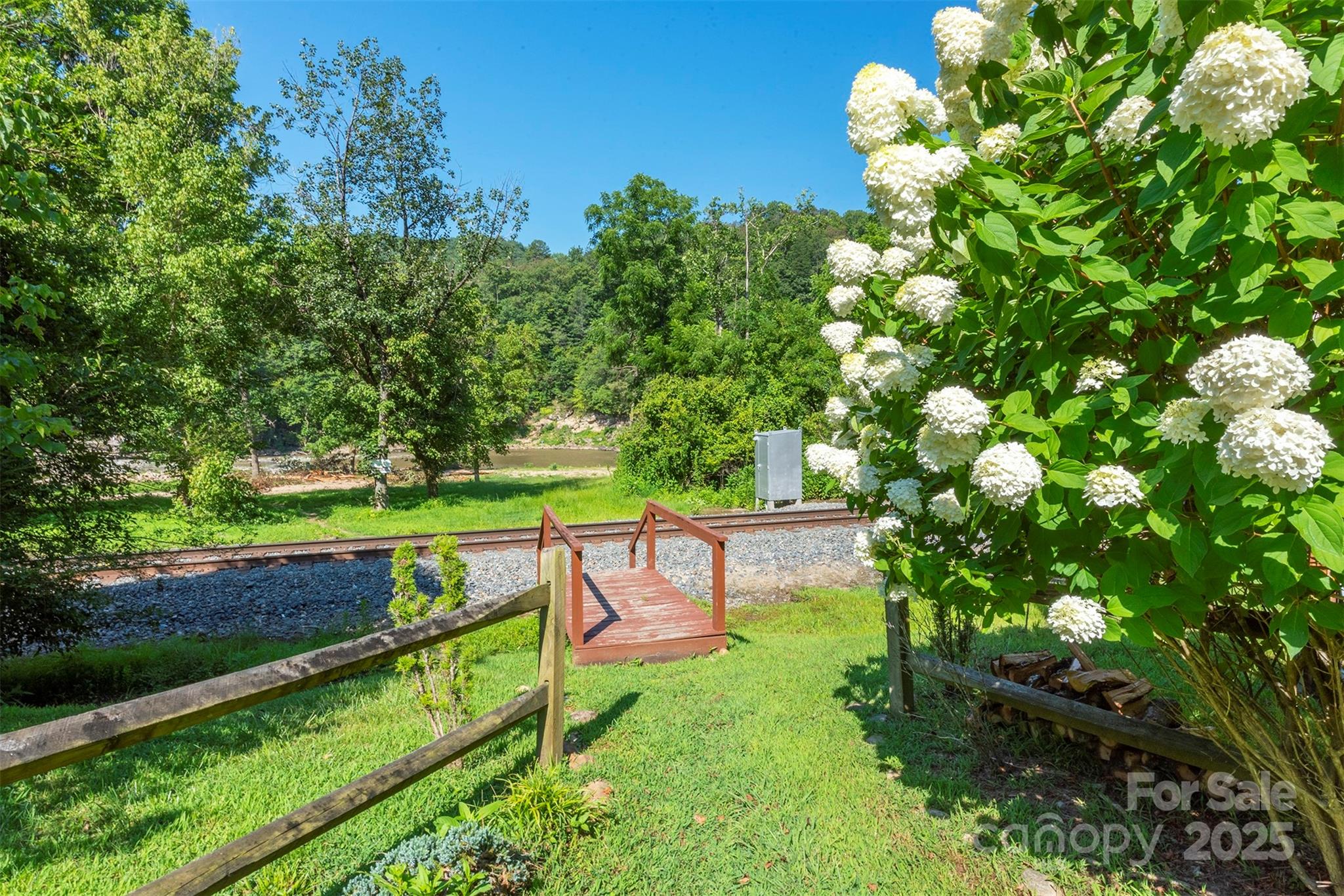 French Broad Crossing - Land