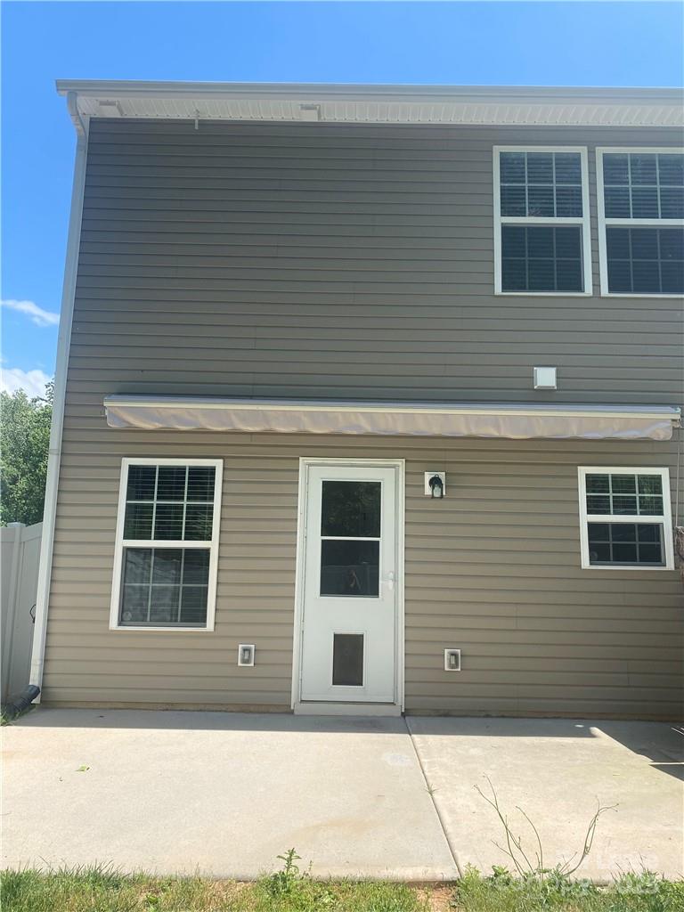 Huntington Place - Residential Lease