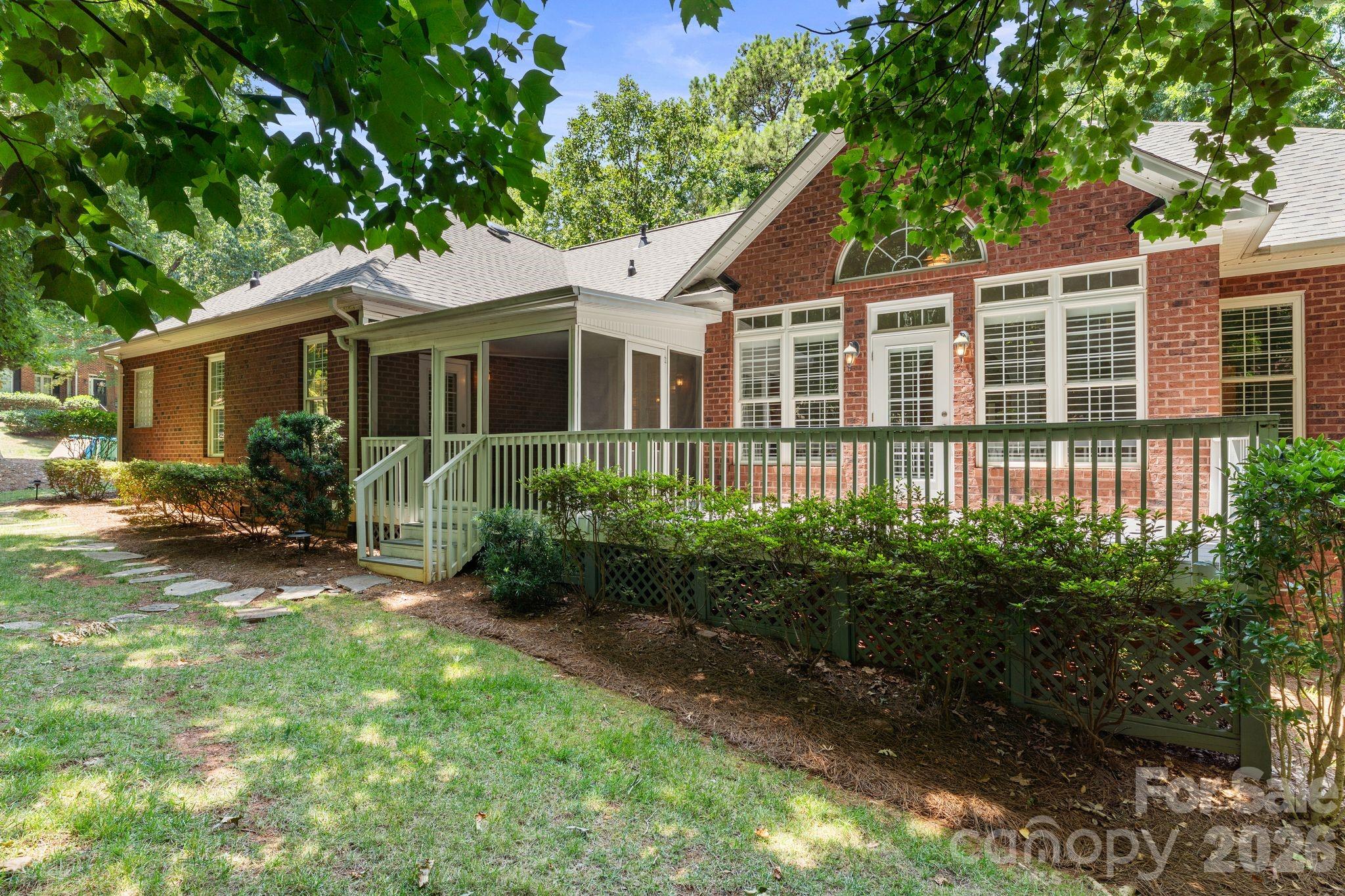Shavenders Bluff - Residential
