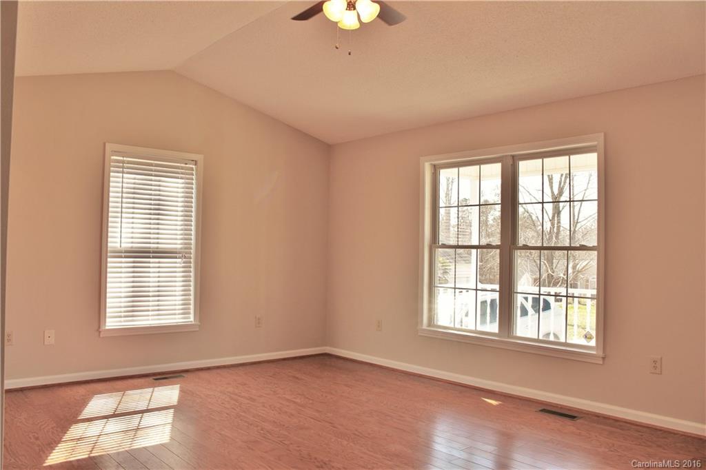 Quail Lakes - Residential