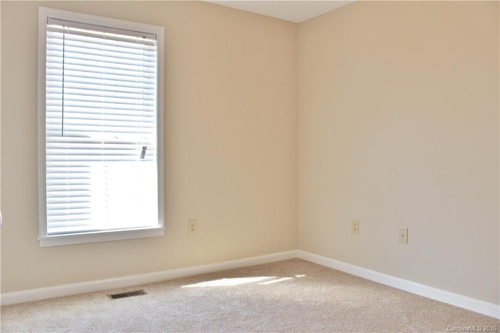 Quail Lakes - Residential
