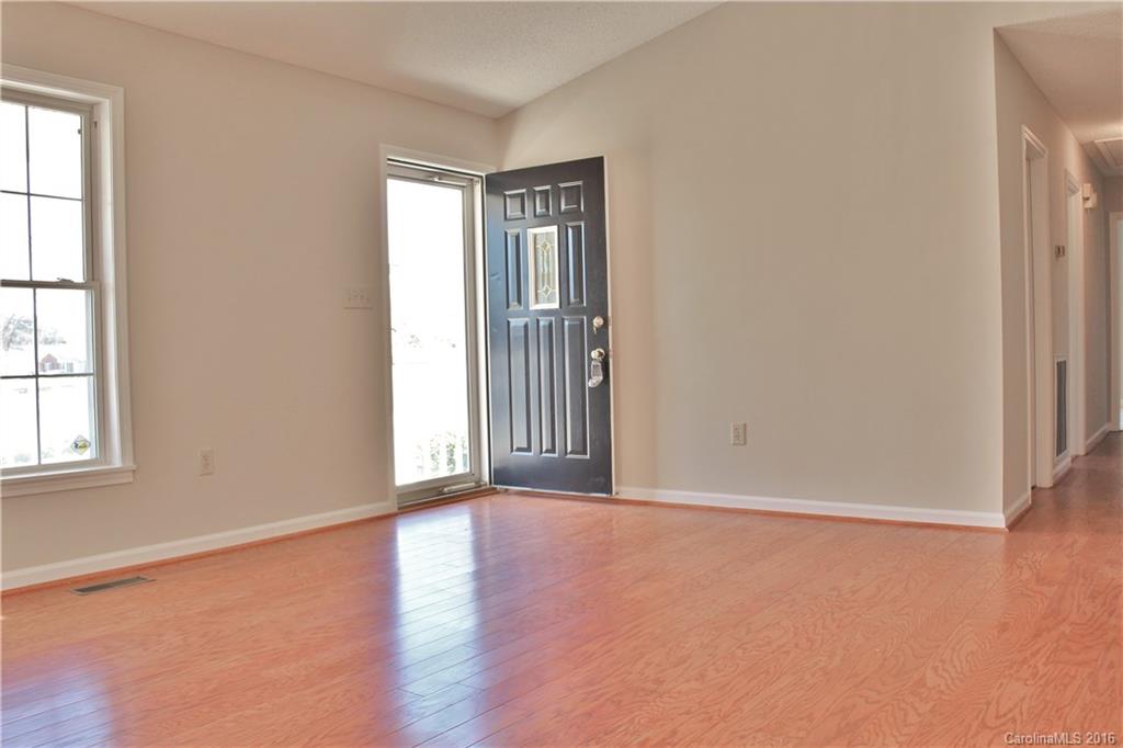 Quail Lakes - Residential