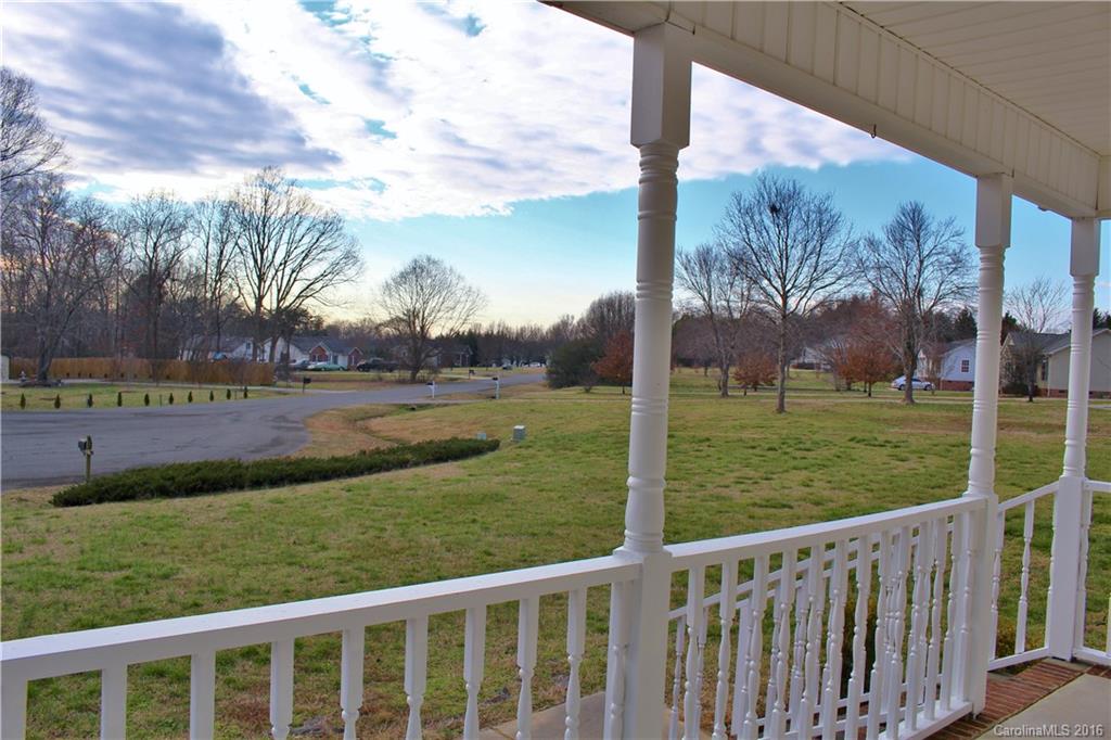 Quail Lakes - Residential