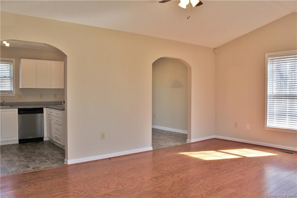 Quail Lakes - Residential